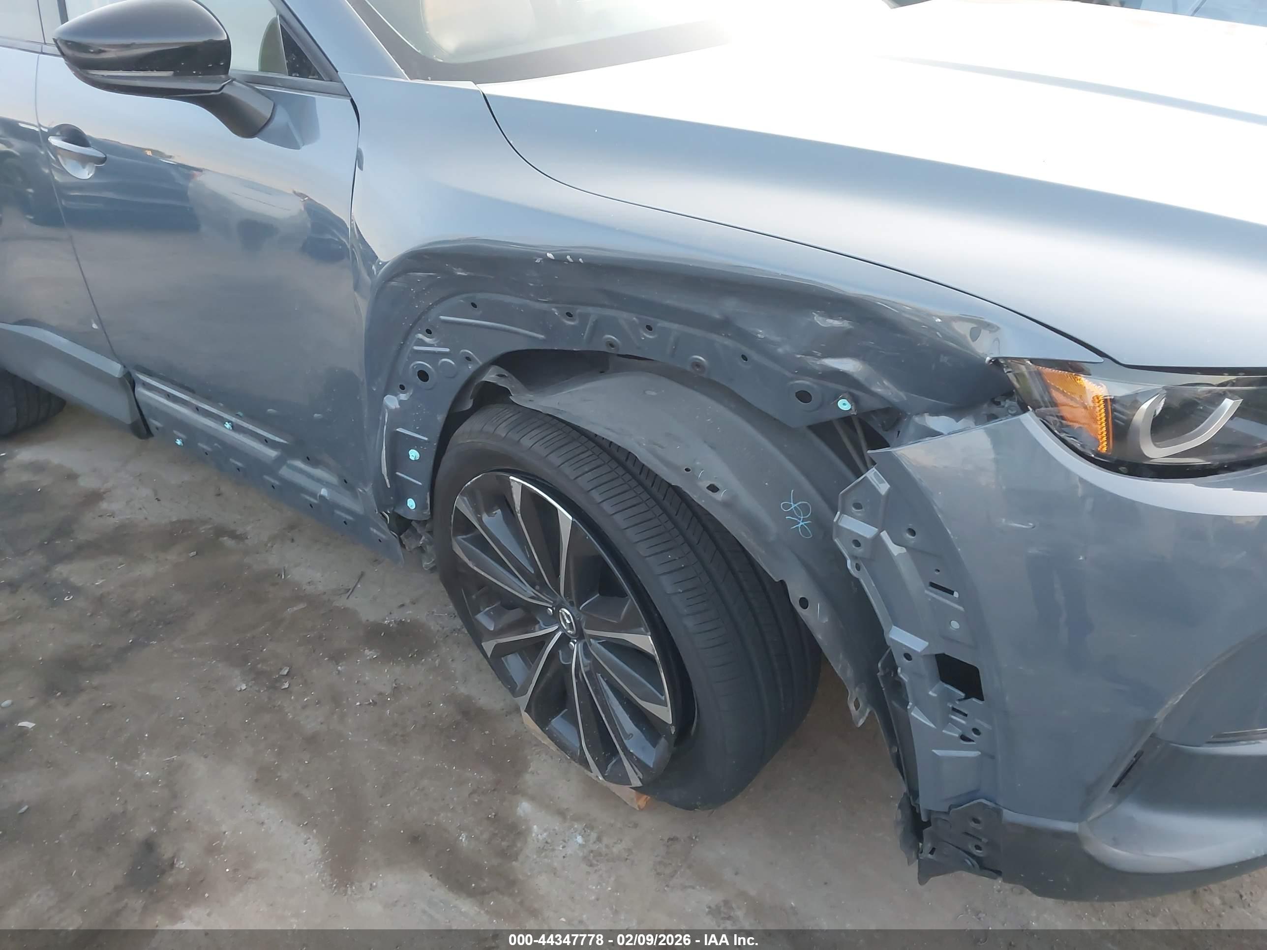 MAZDA CX-50 image 6