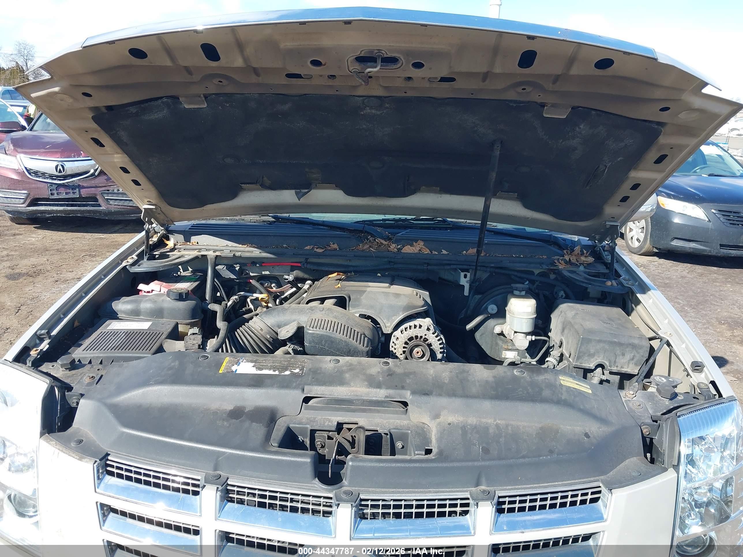 CADILLAC ESCALADE image 10