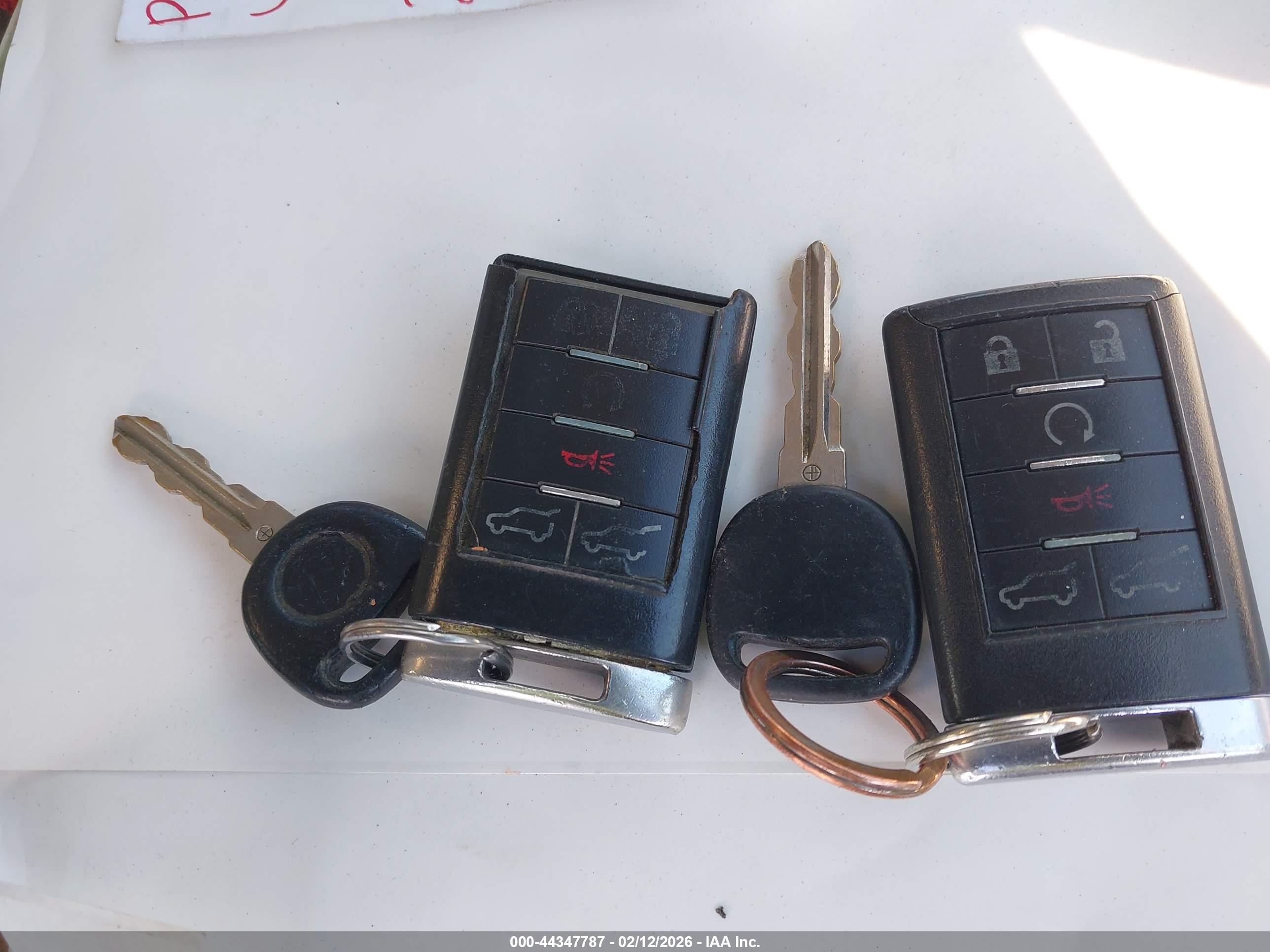 CADILLAC ESCALADE image 11