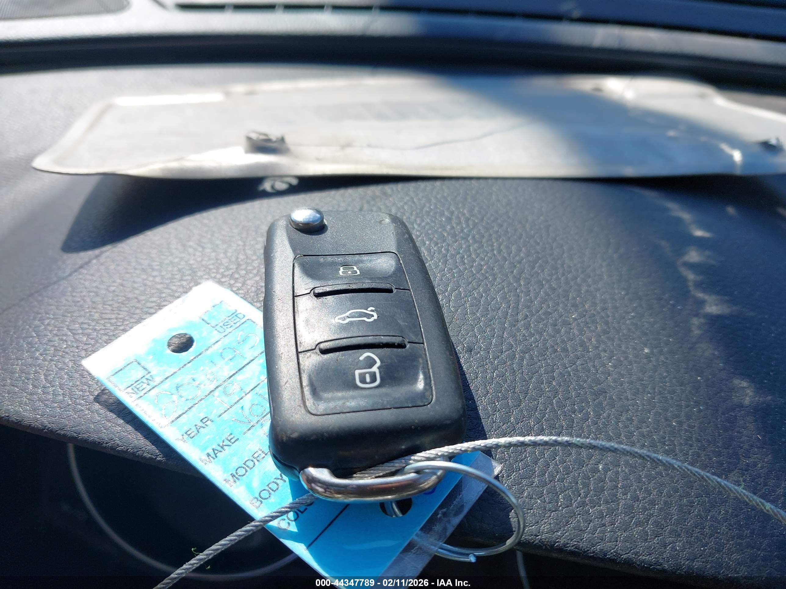 VOLKSWAGEN PASSAT image 11