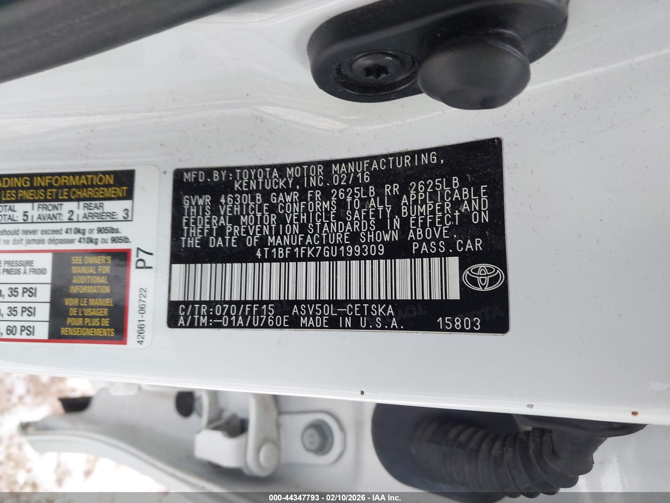 TOYOTA CAMRY image 9