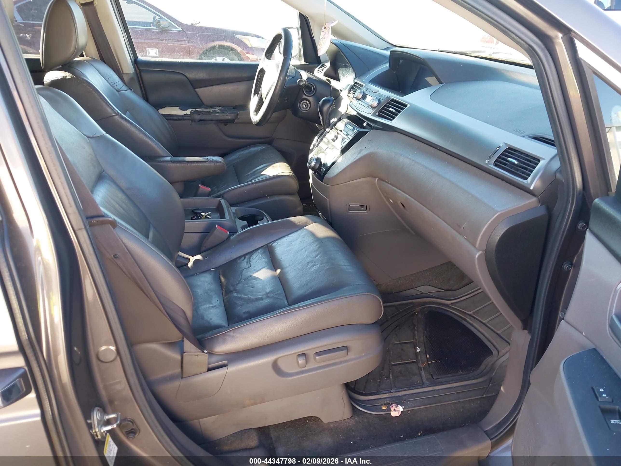 HONDA ODYSSEY image 5