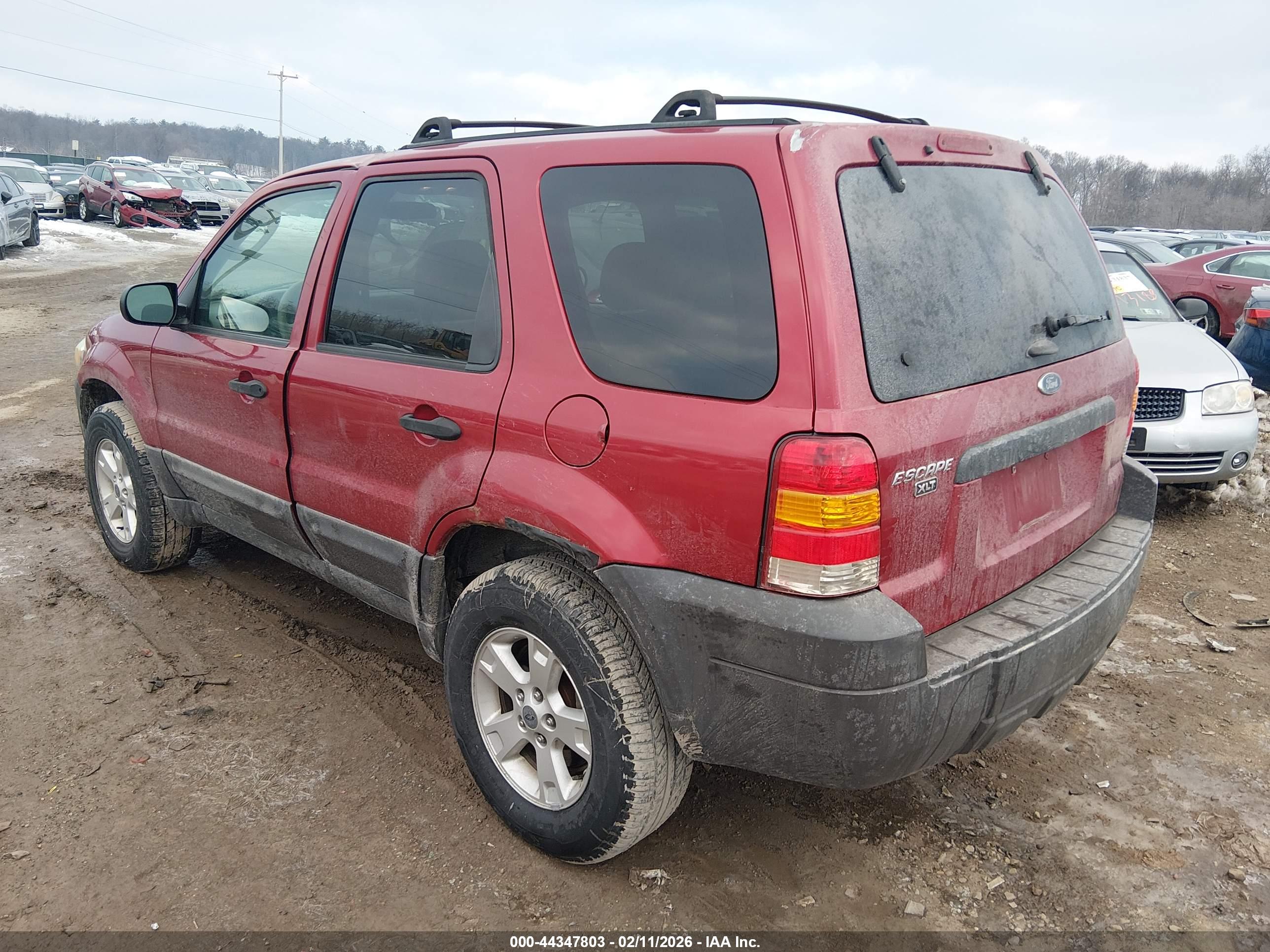 FORD ESCAPE image 3