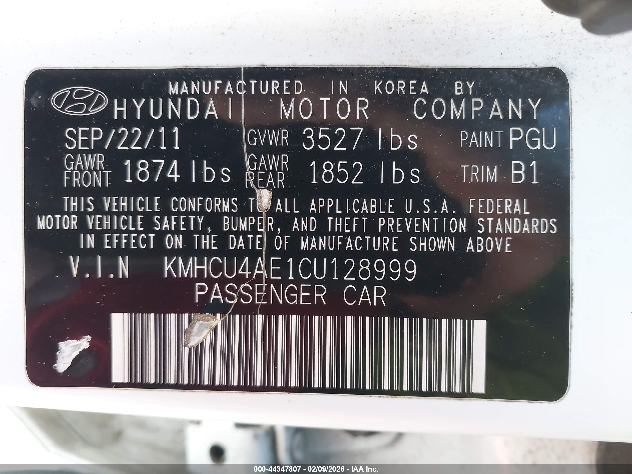 HYUNDAI ACCENT image 9
