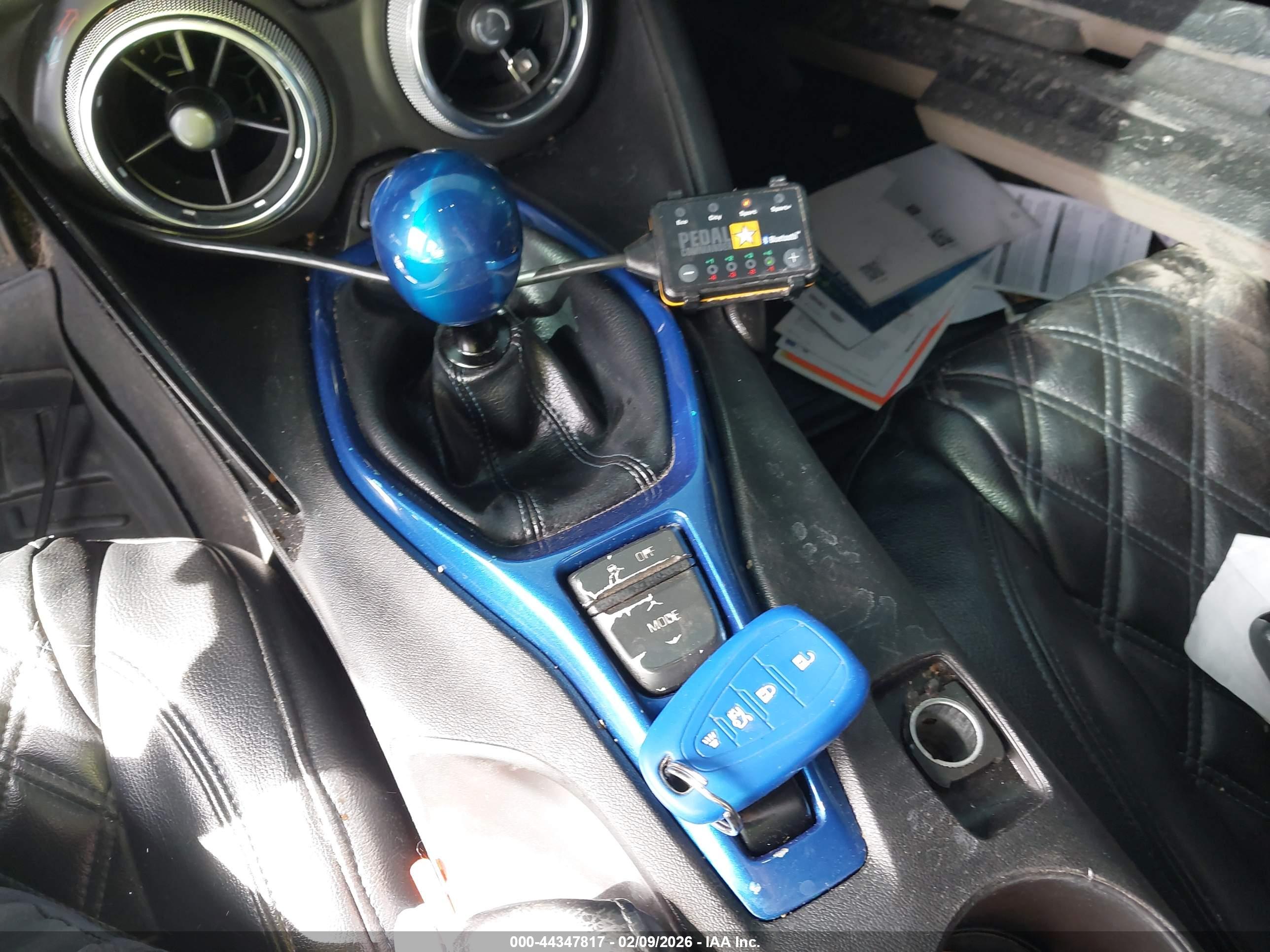 CHEVROLET CAMARO image 11