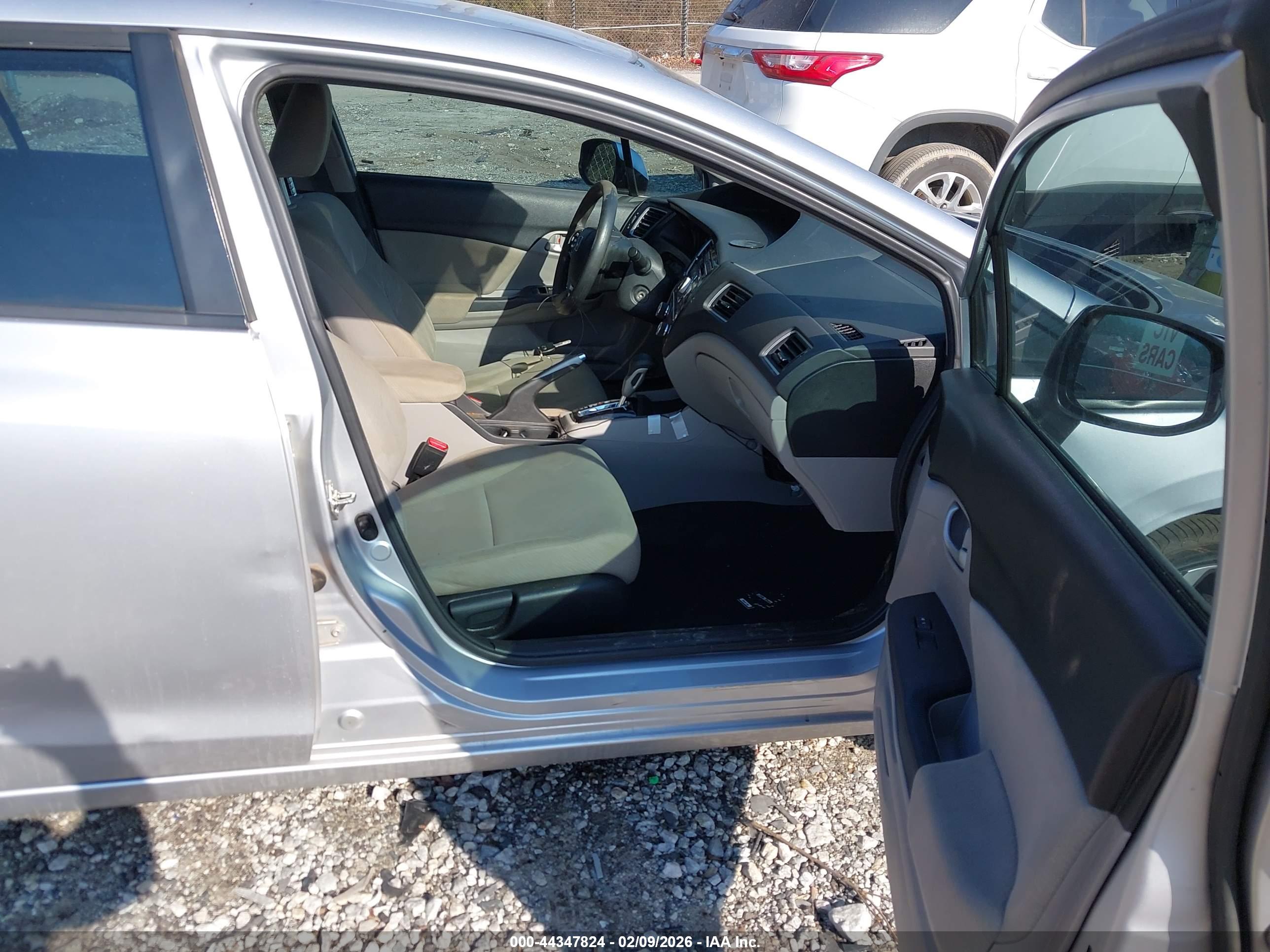HONDA CIVIC image 5
