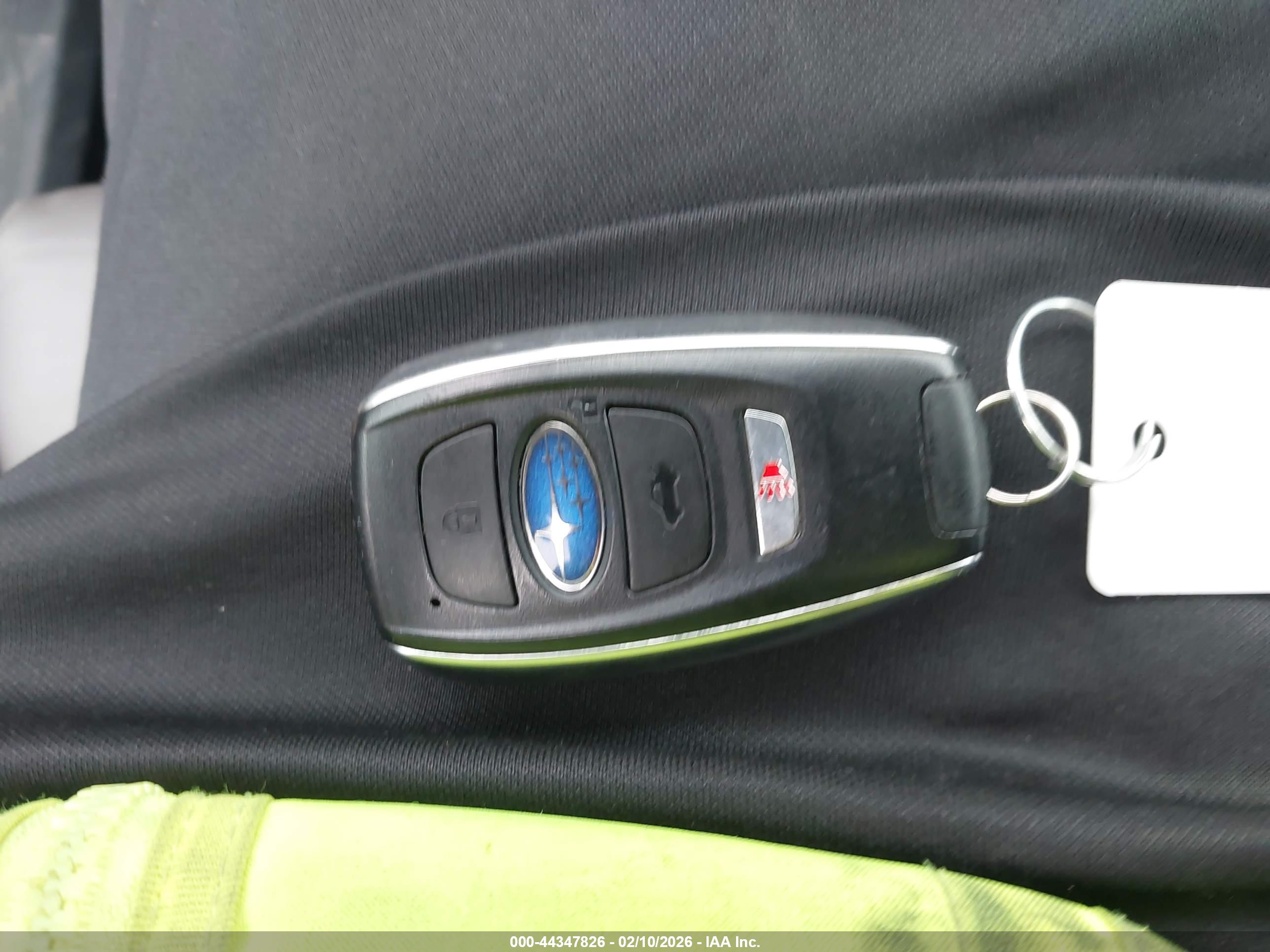 SUBARU OUTBACK image 11
