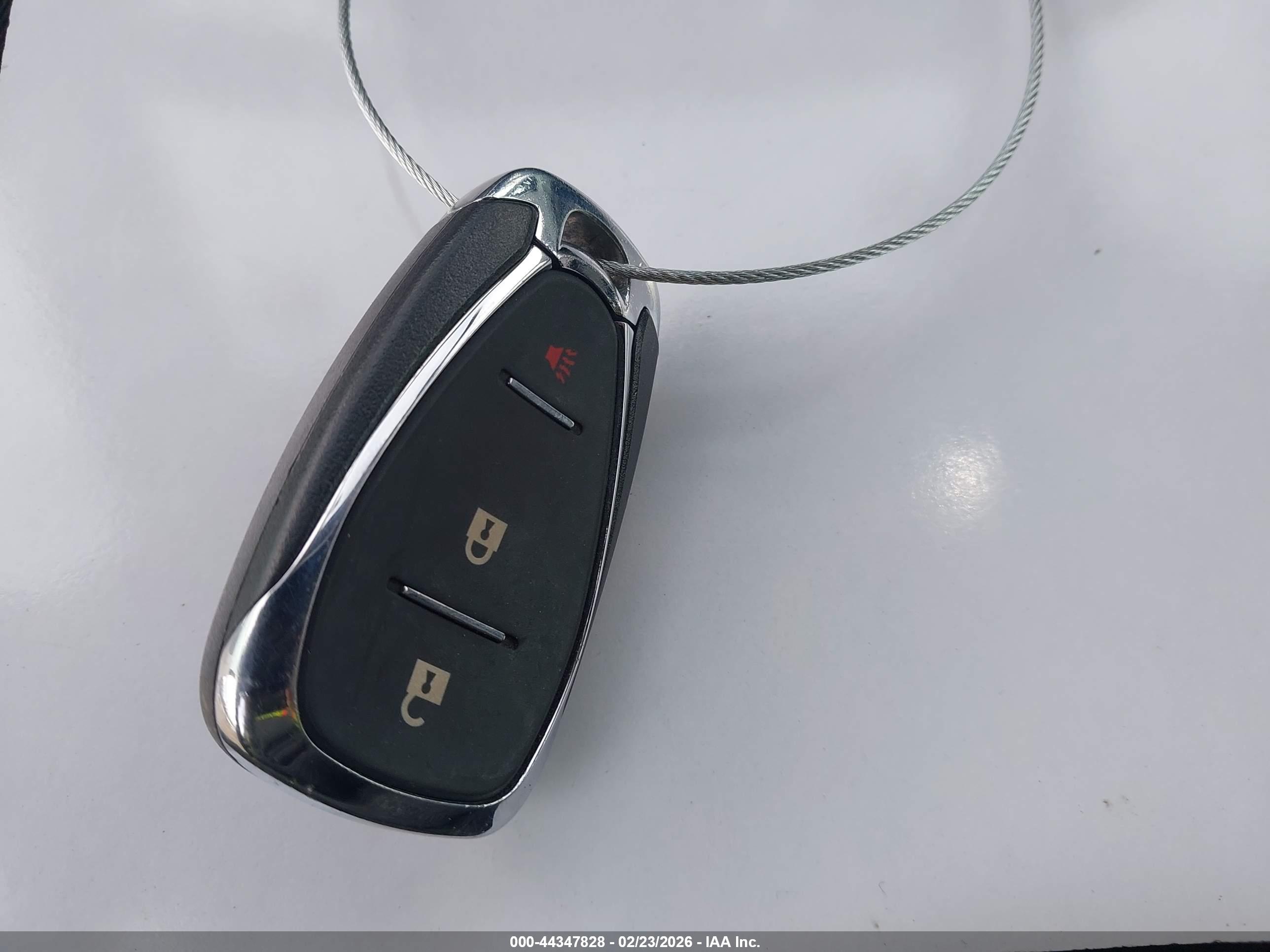 CHEVROLET EQUINOX image 11