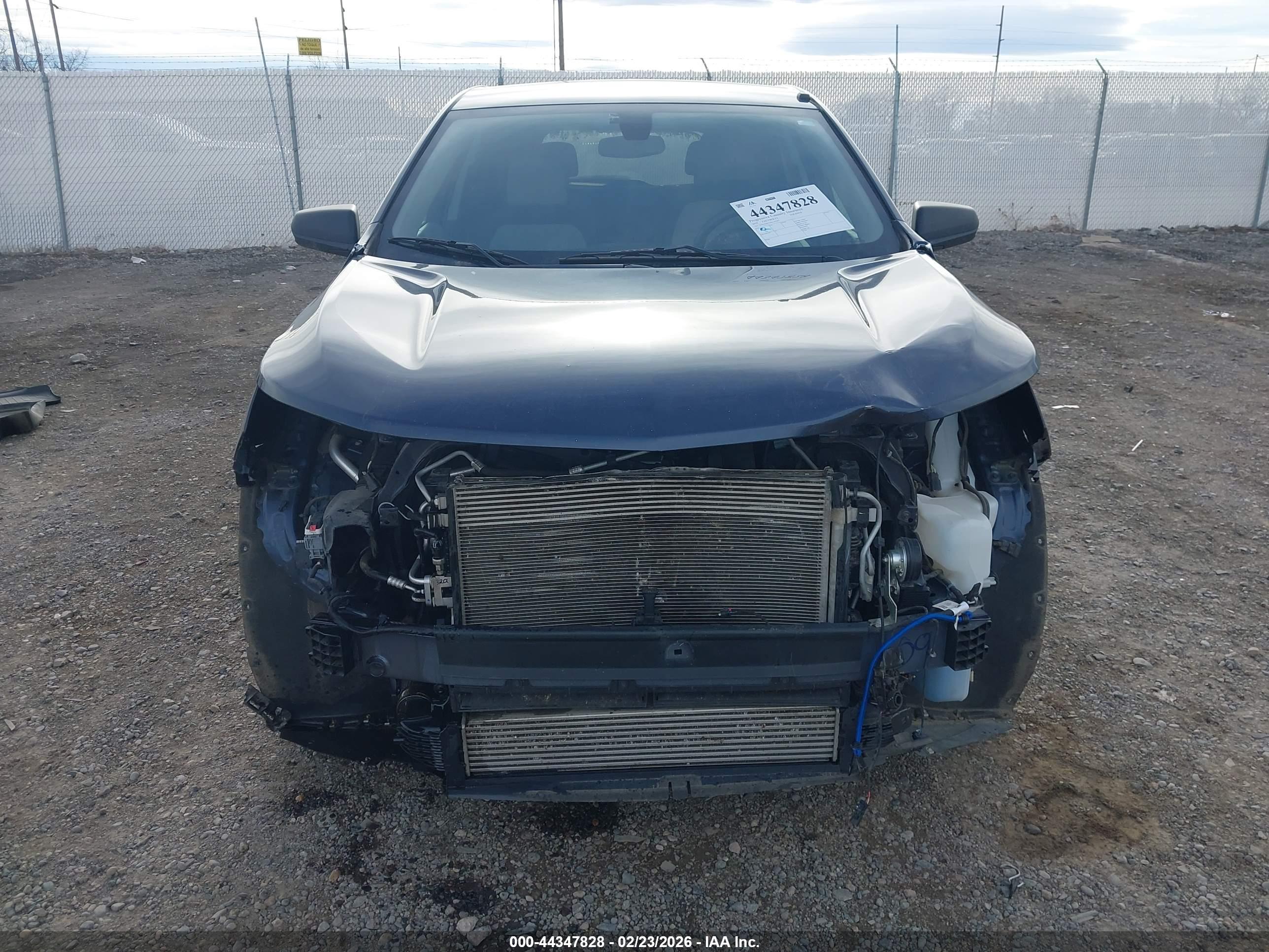 CHEVROLET EQUINOX image 6