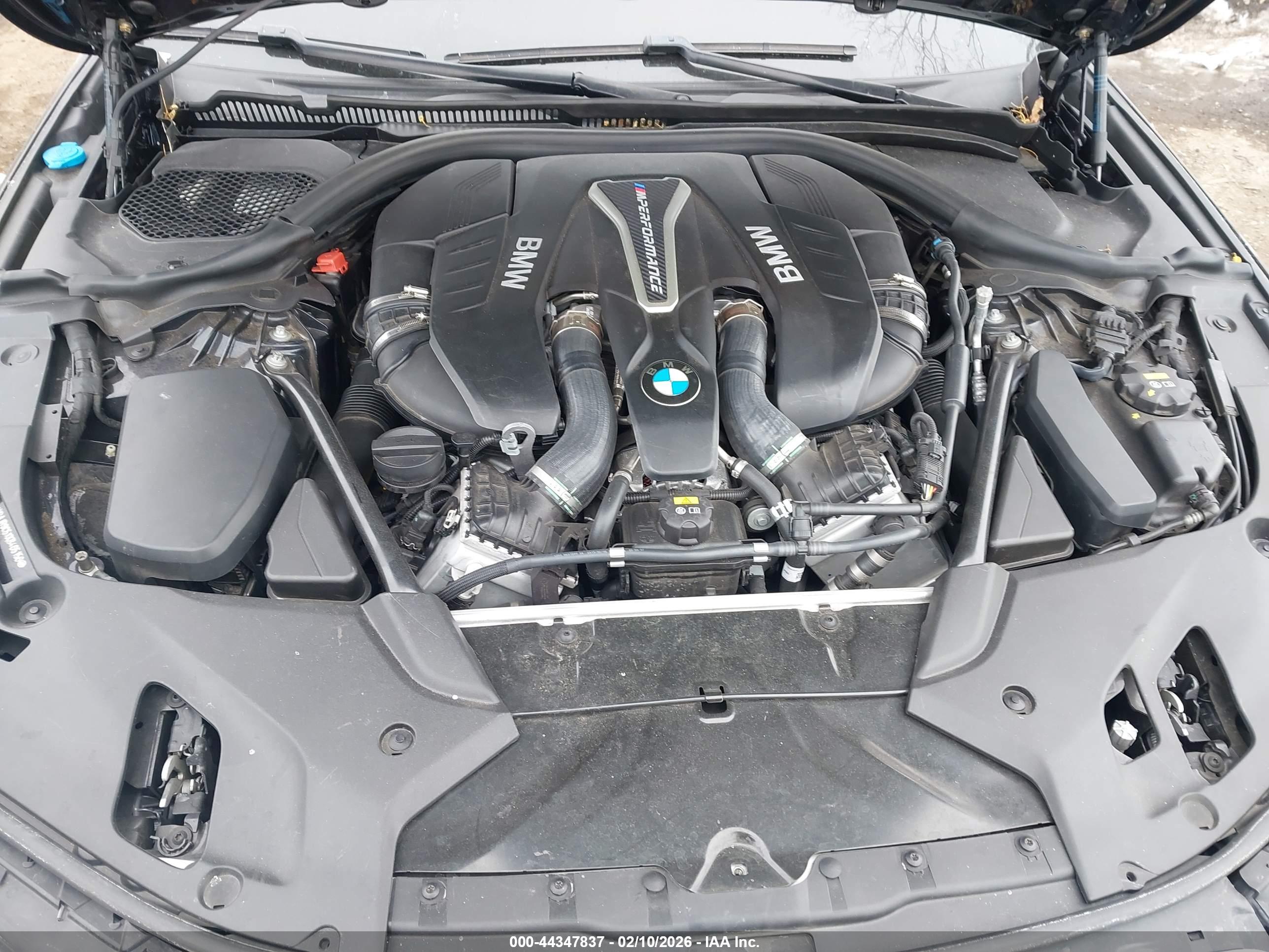 BMW M550I image 10