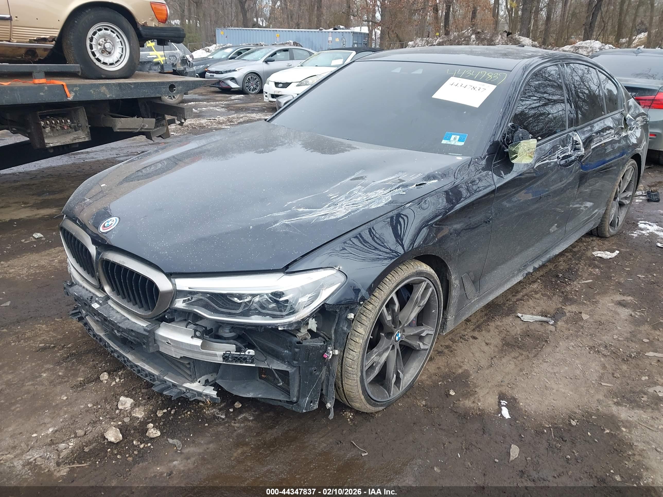 BMW M550I image 6