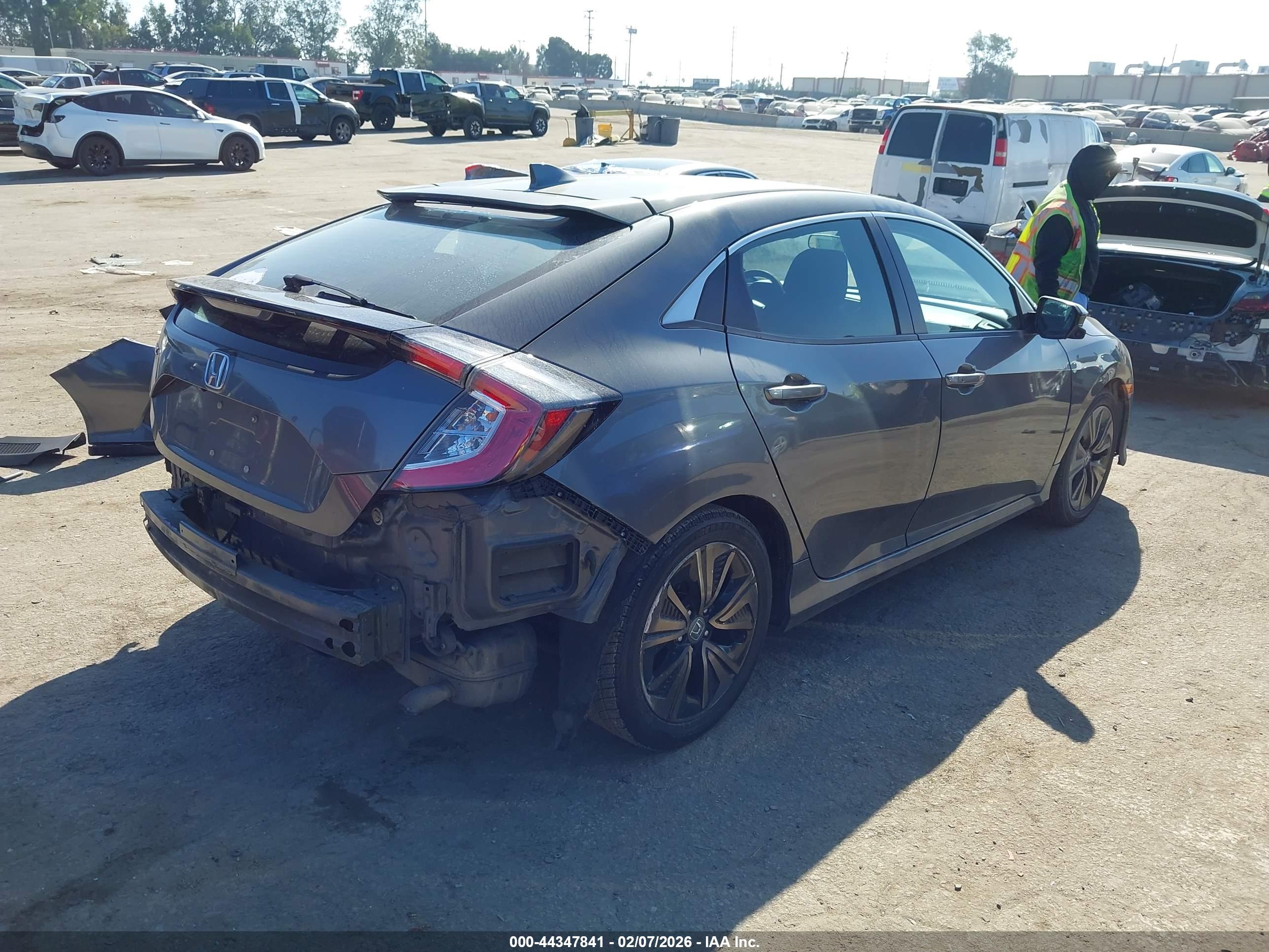 HONDA CIVIC image 4