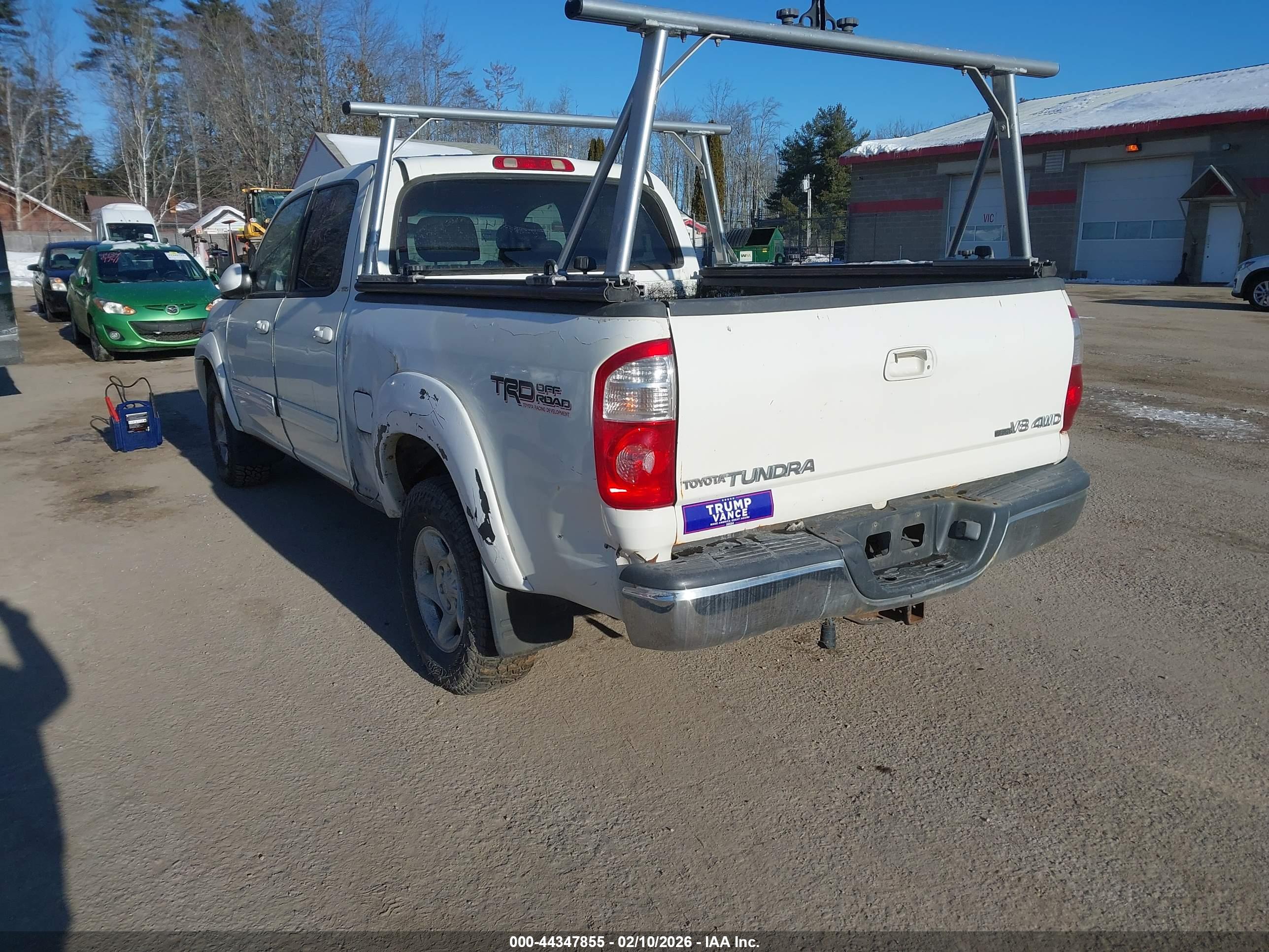 TOYOTA TUNDRA image 3