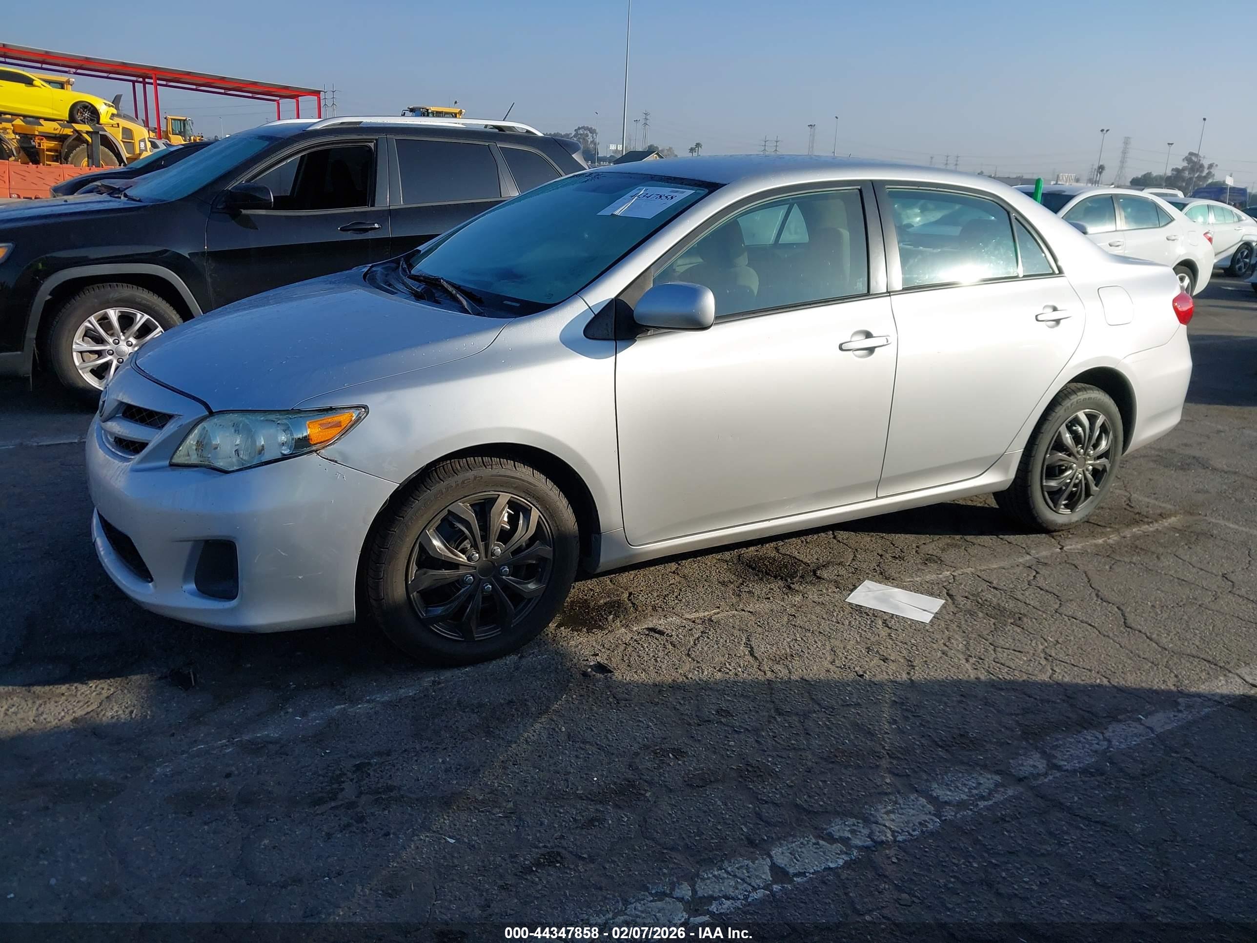 TOYOTA COROLLA image 2