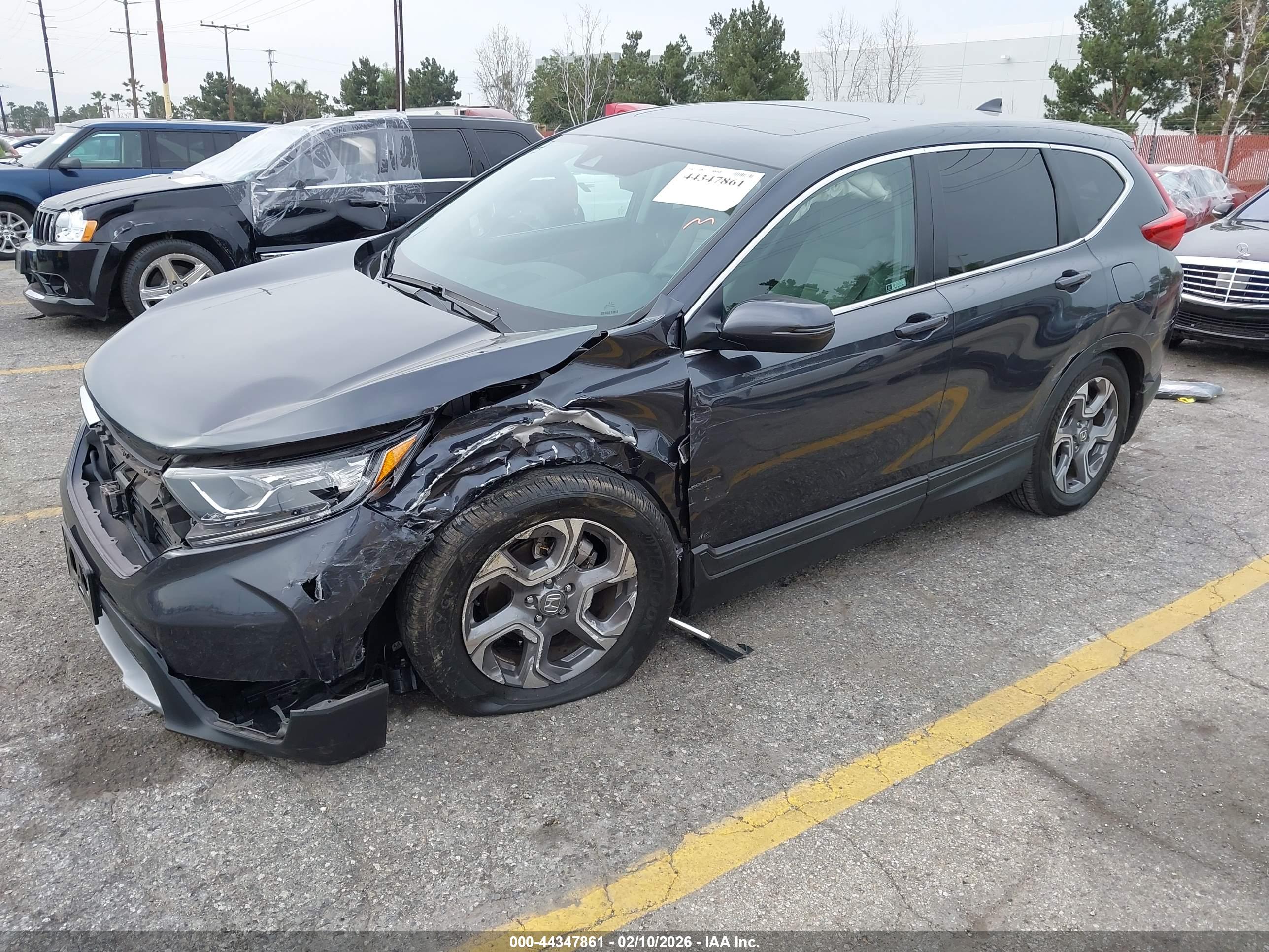HONDA CR-V image 2