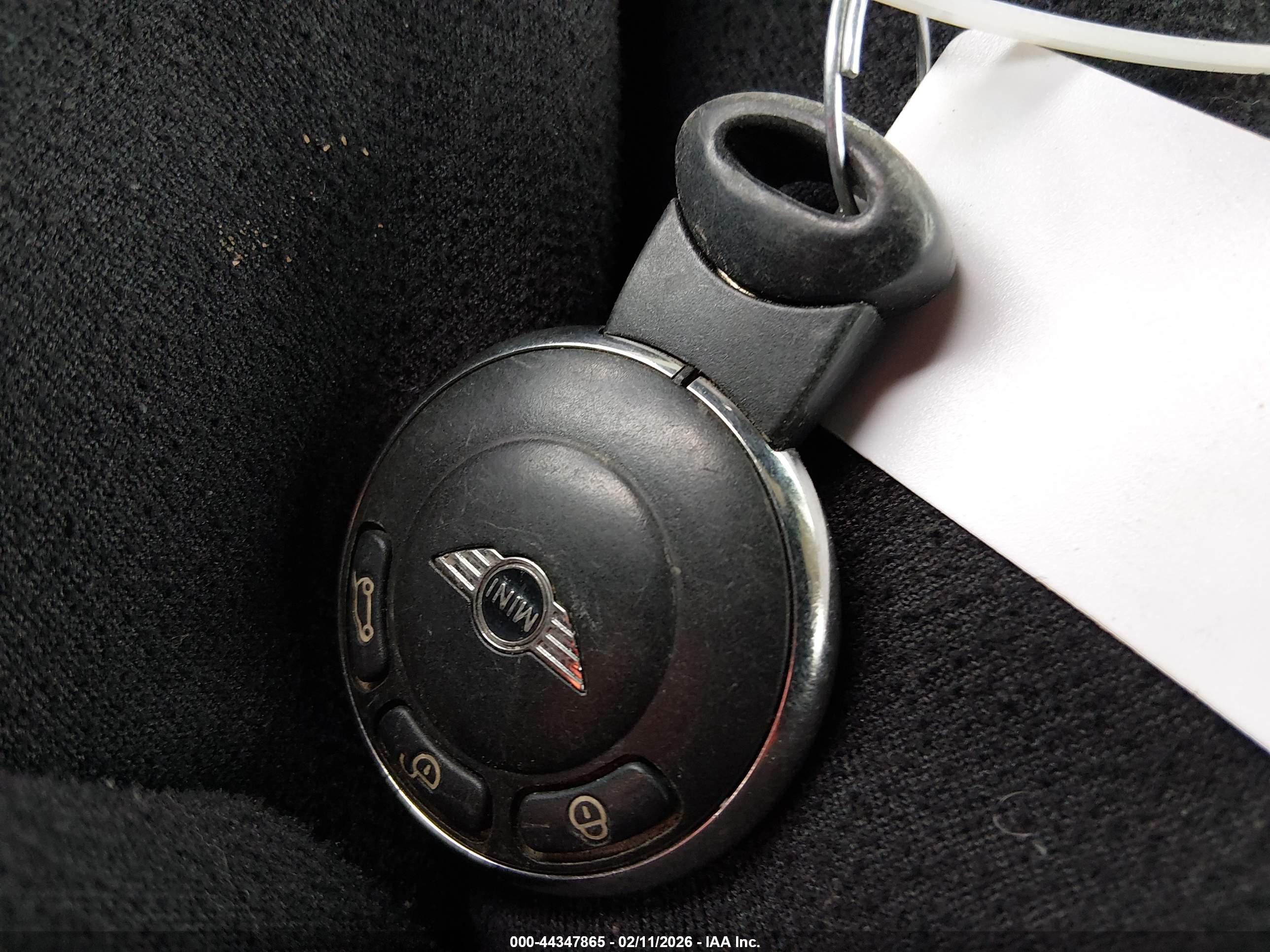 MINI COUNTRYMAN image 11