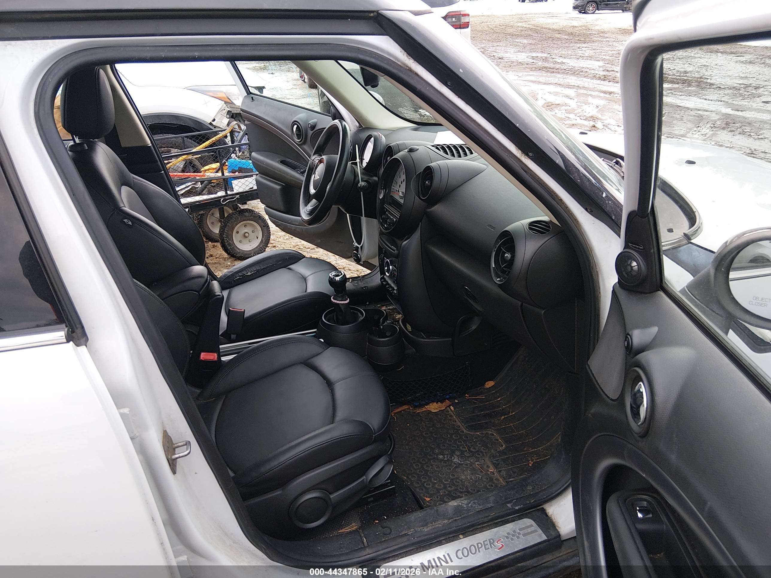 MINI COUNTRYMAN image 5