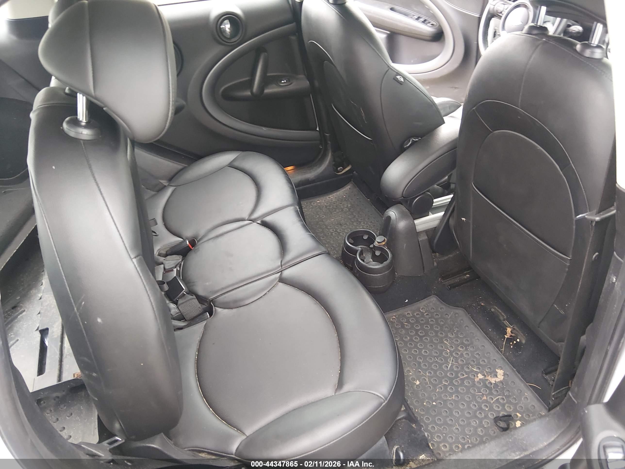 MINI COUNTRYMAN image 8