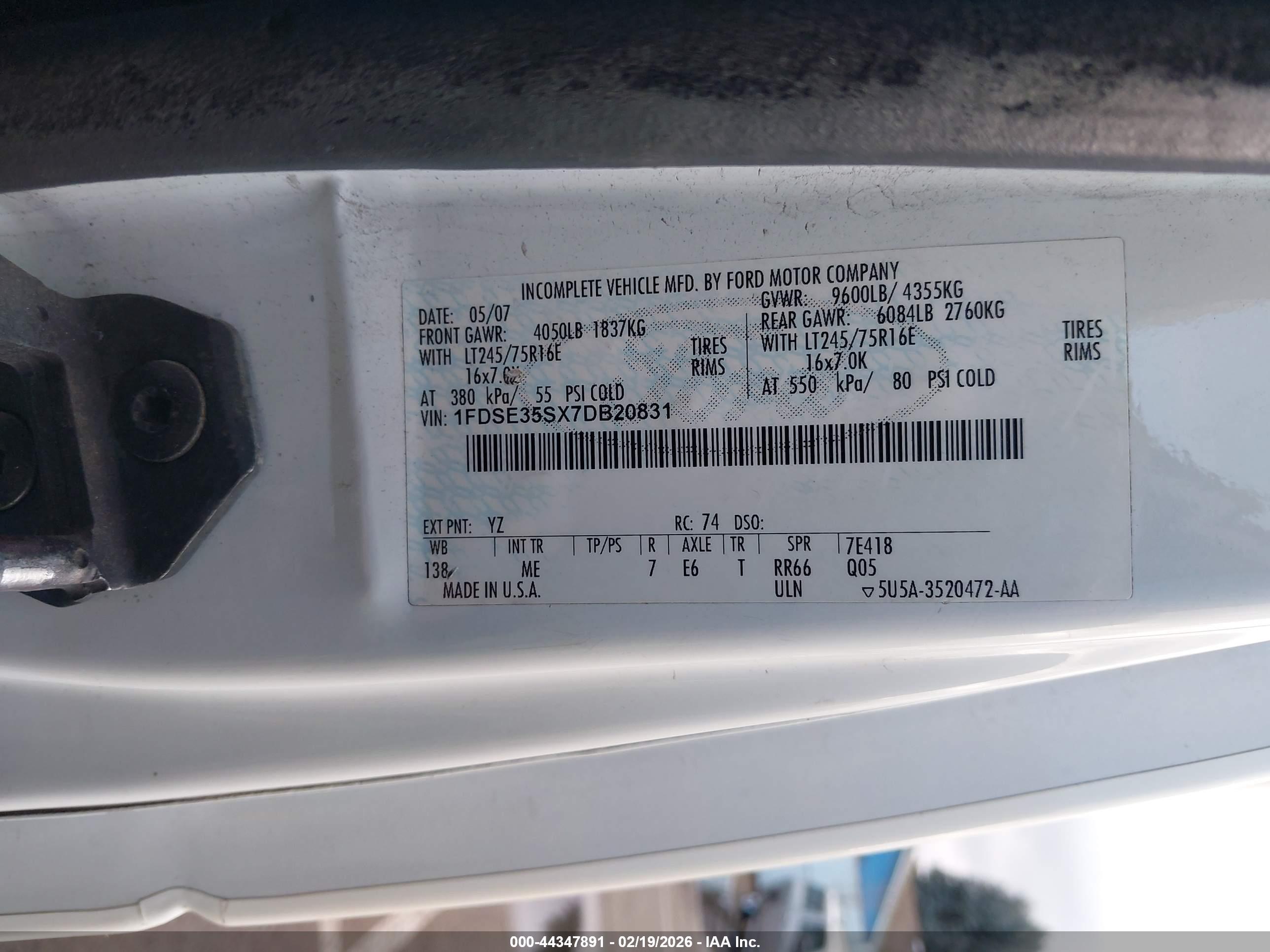 FORD E-350 image 9