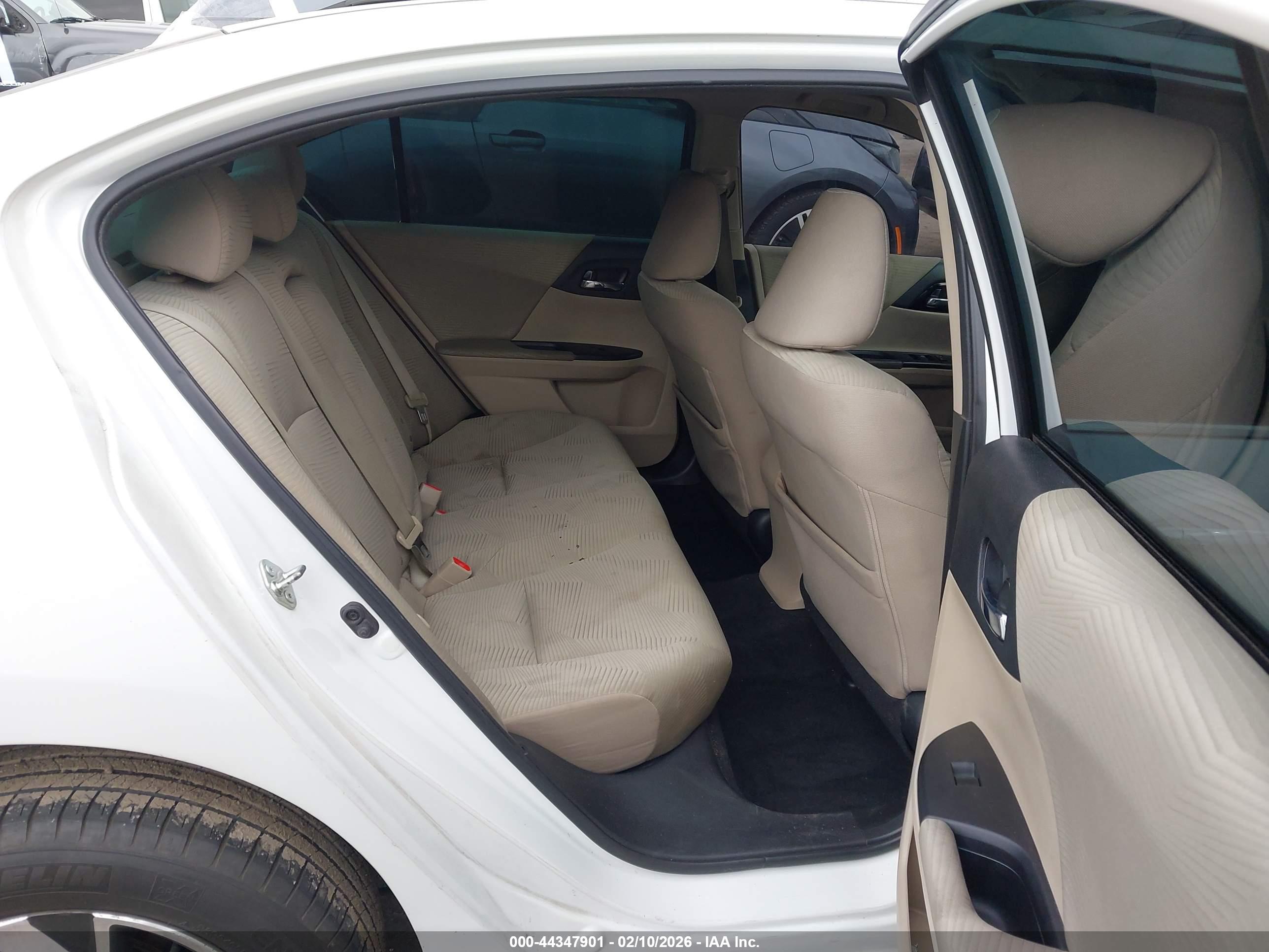 HONDA ACCORD image 8