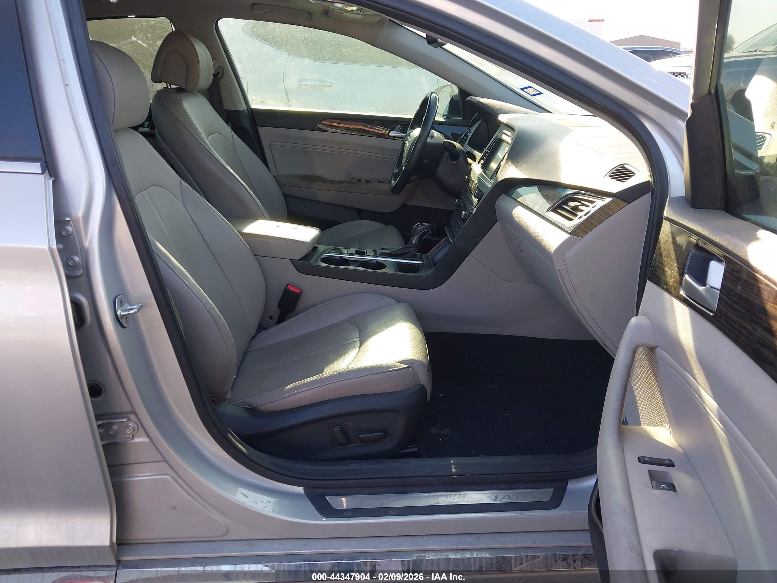 HYUNDAI SONATA image 5
