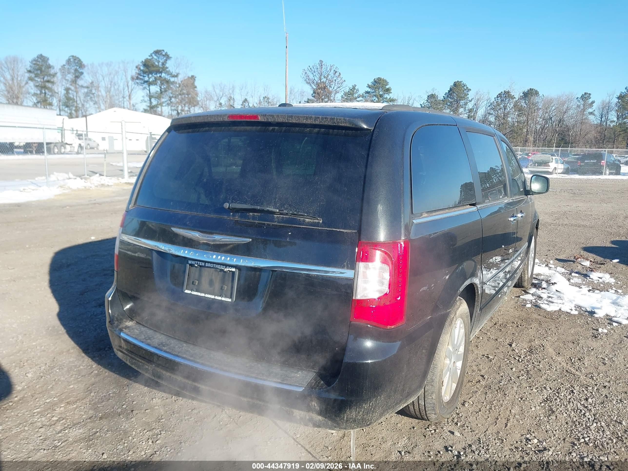 CHRYSLER TOWN image 4