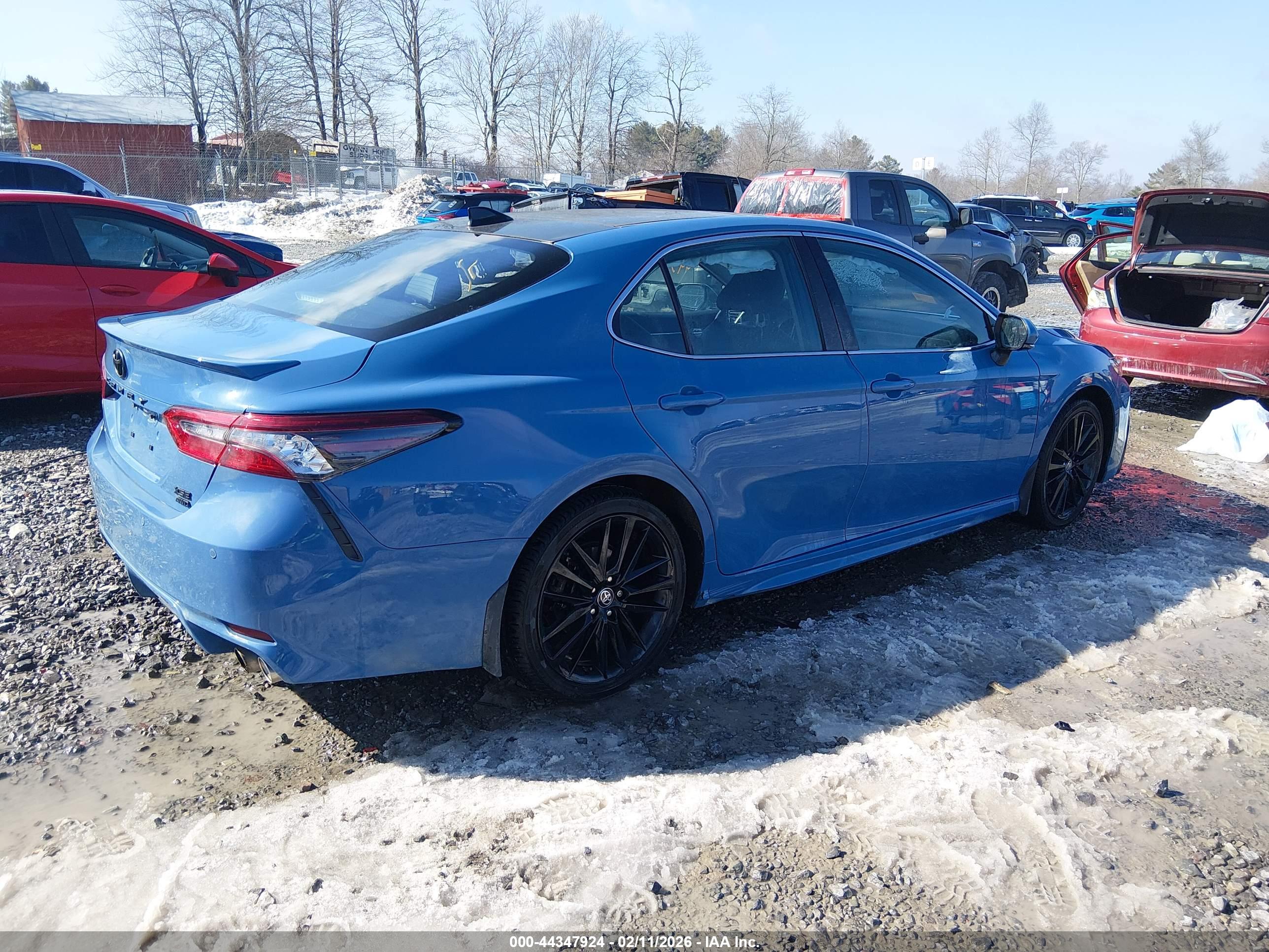 TOYOTA CAMRY image 4