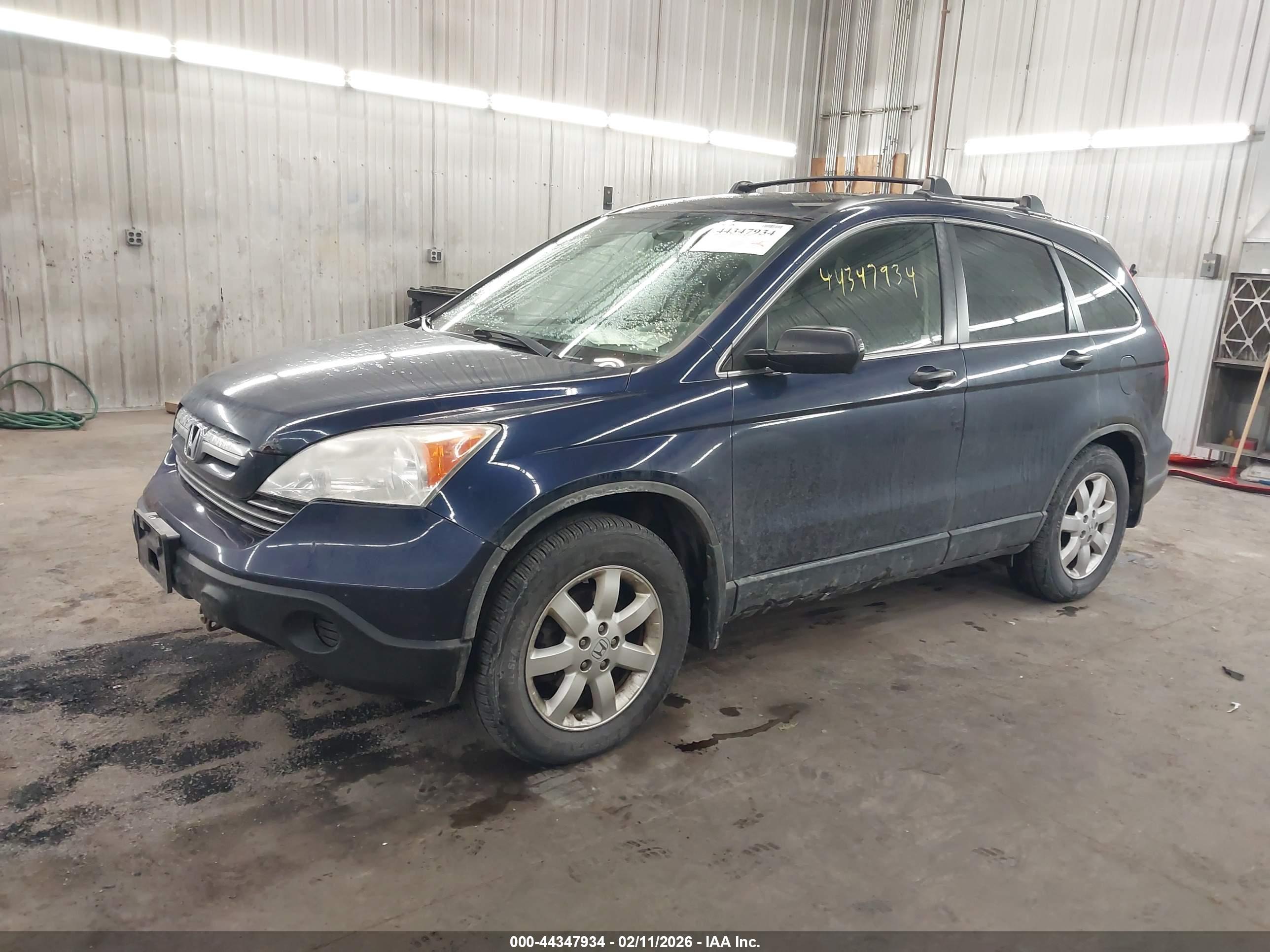HONDA CR-V image 2