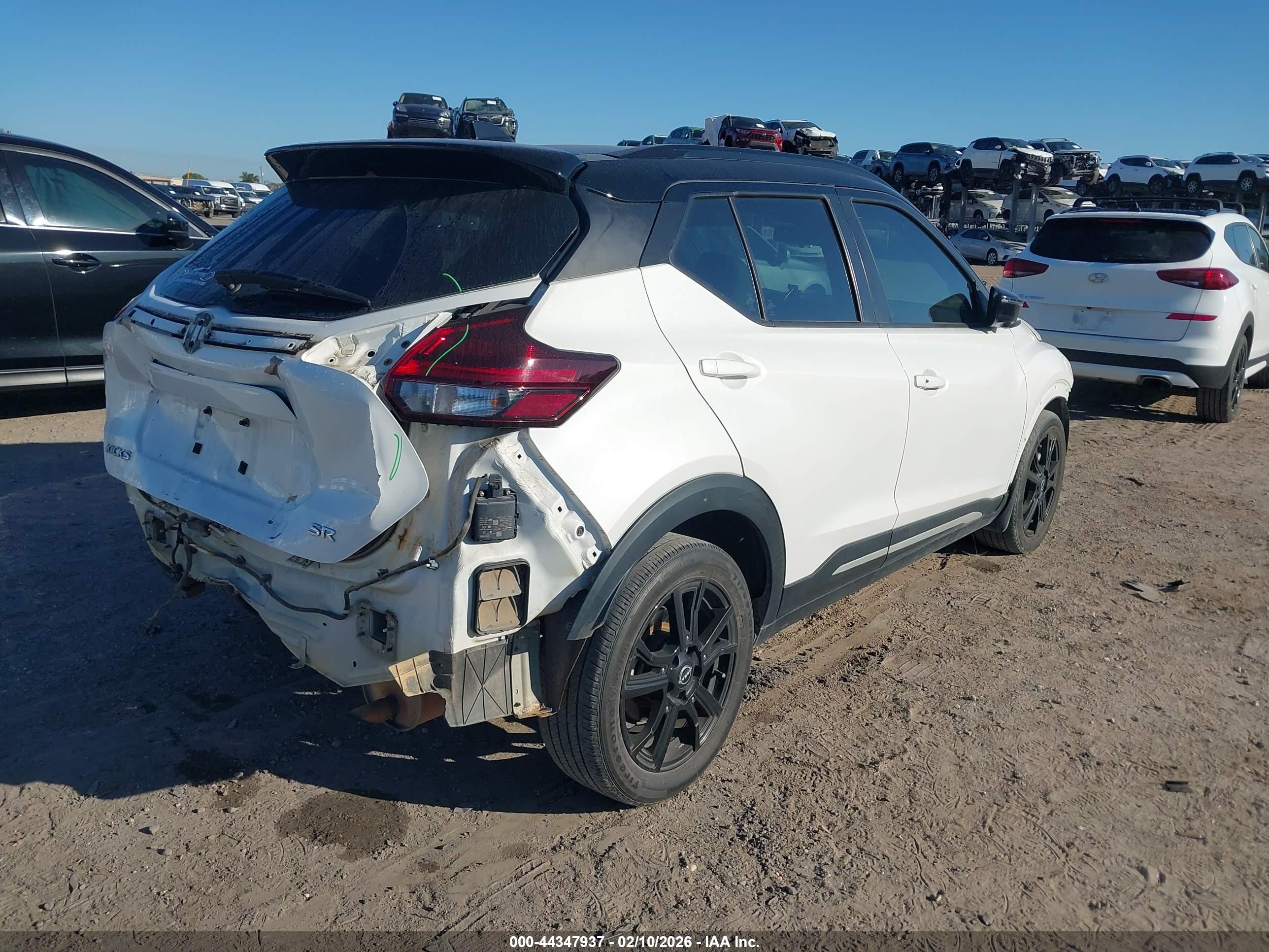 NISSAN KICKS image 4