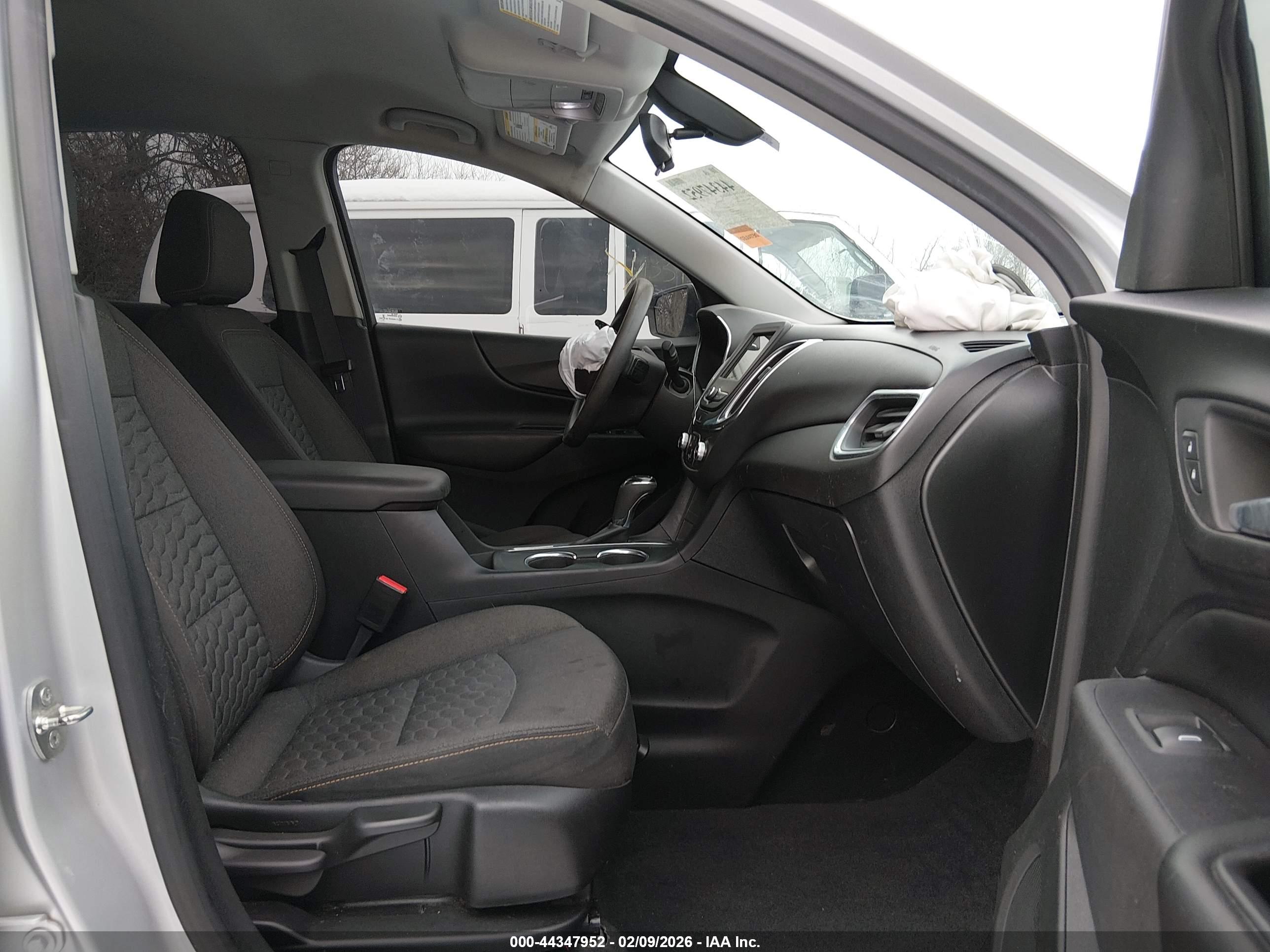 CHEVROLET EQUINOX image 5
