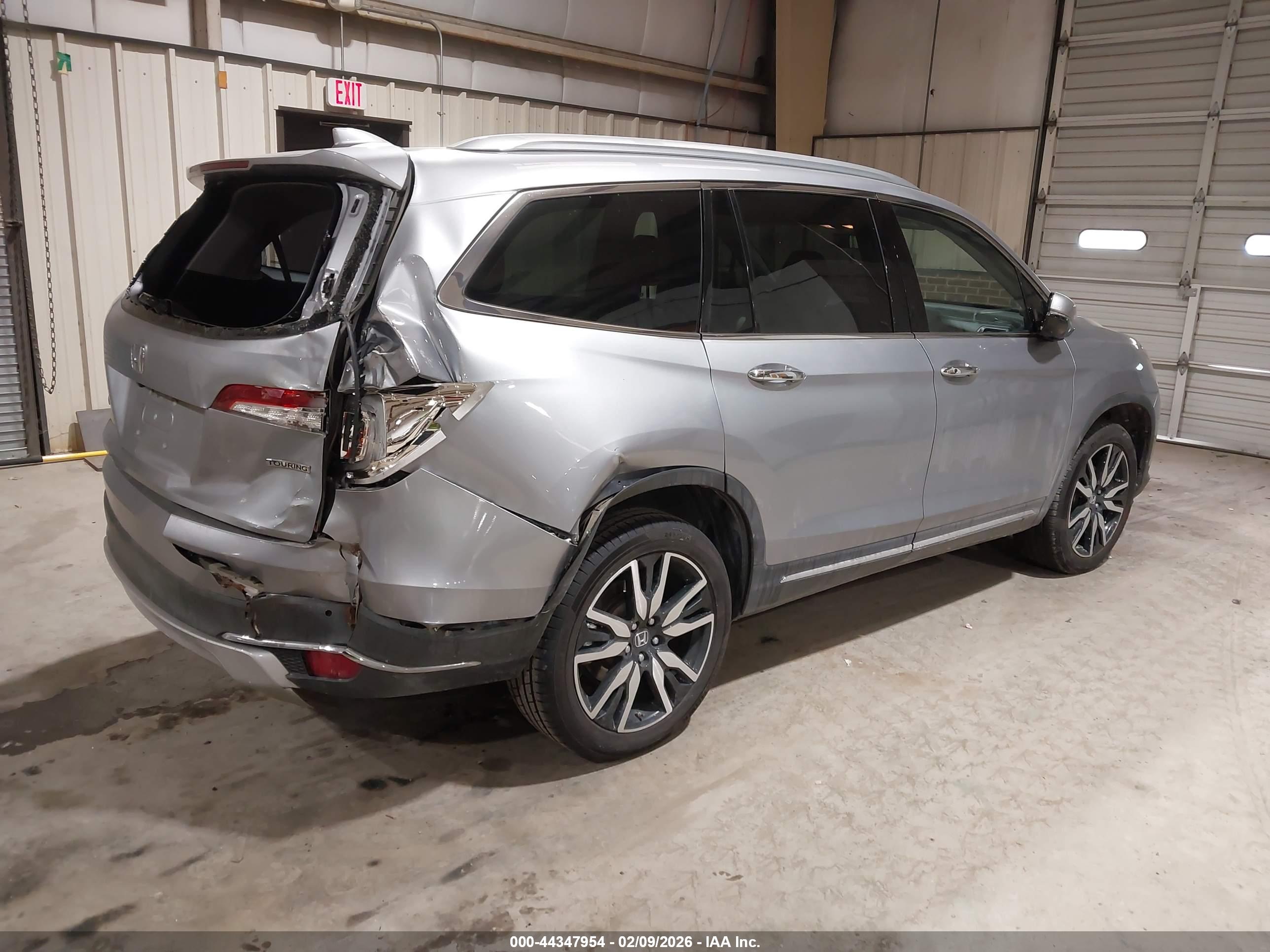 HONDA PILOT image 4