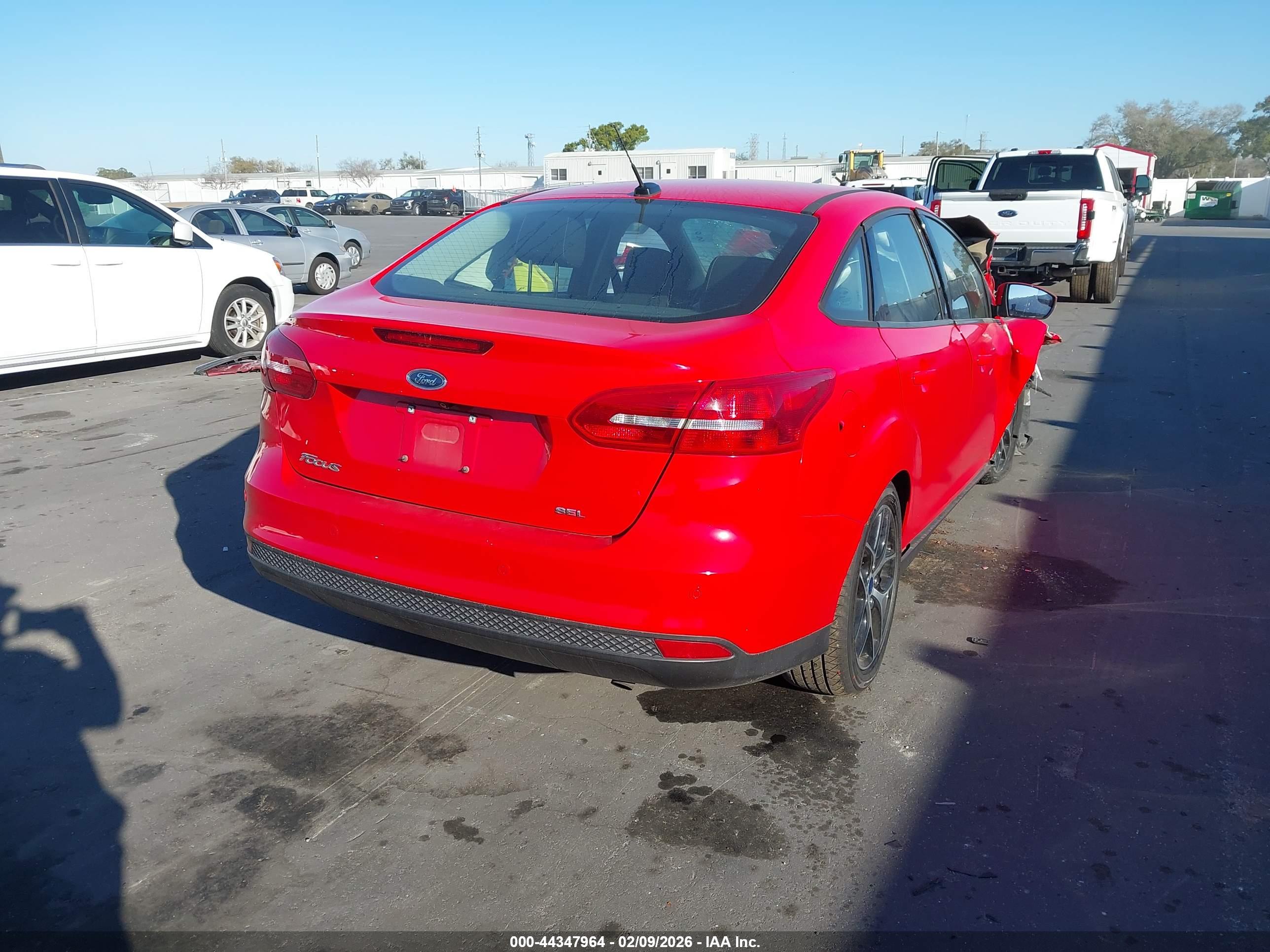 FORD FOCUS image 4