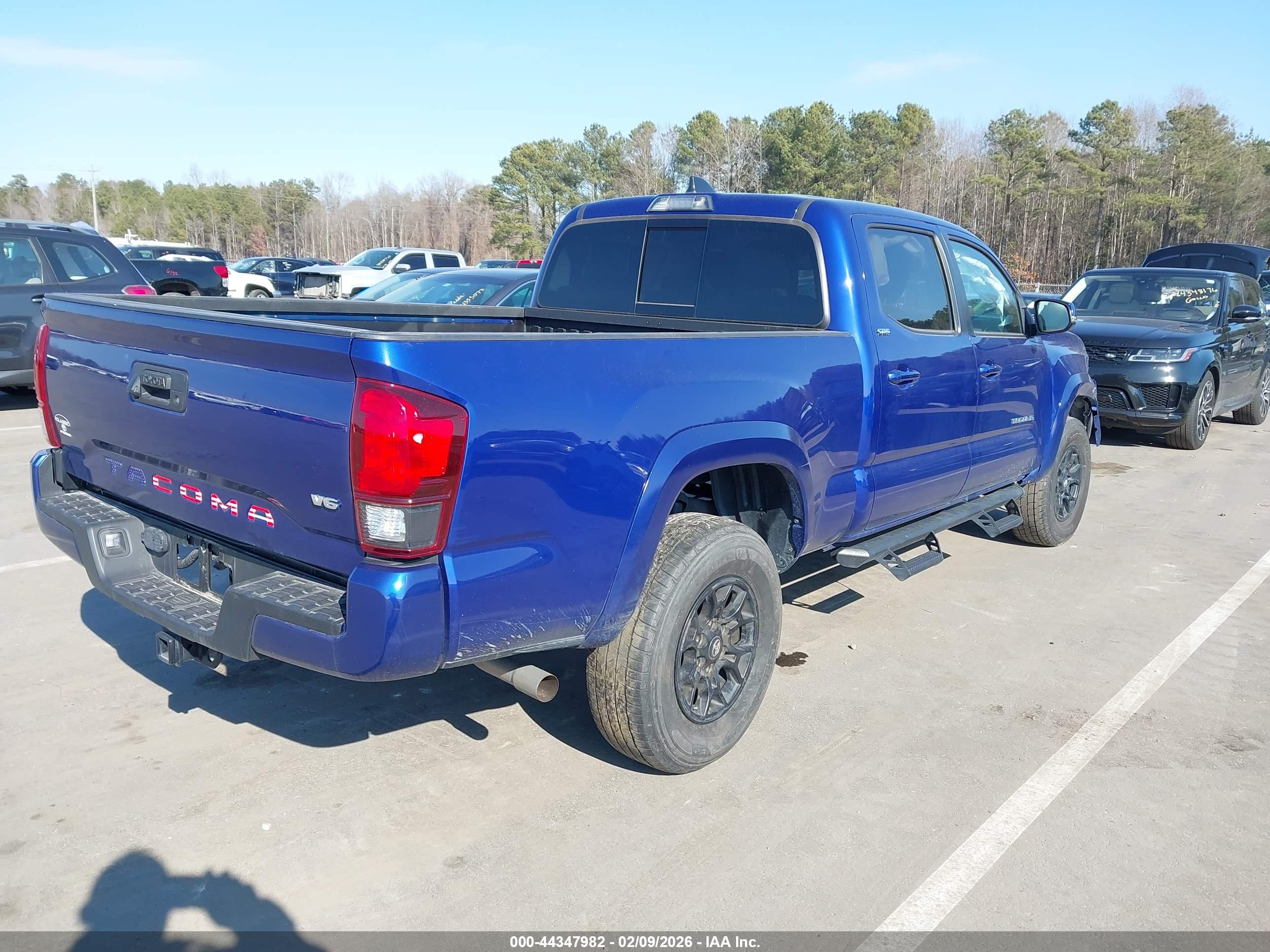 TOYOTA TACOMA image 4