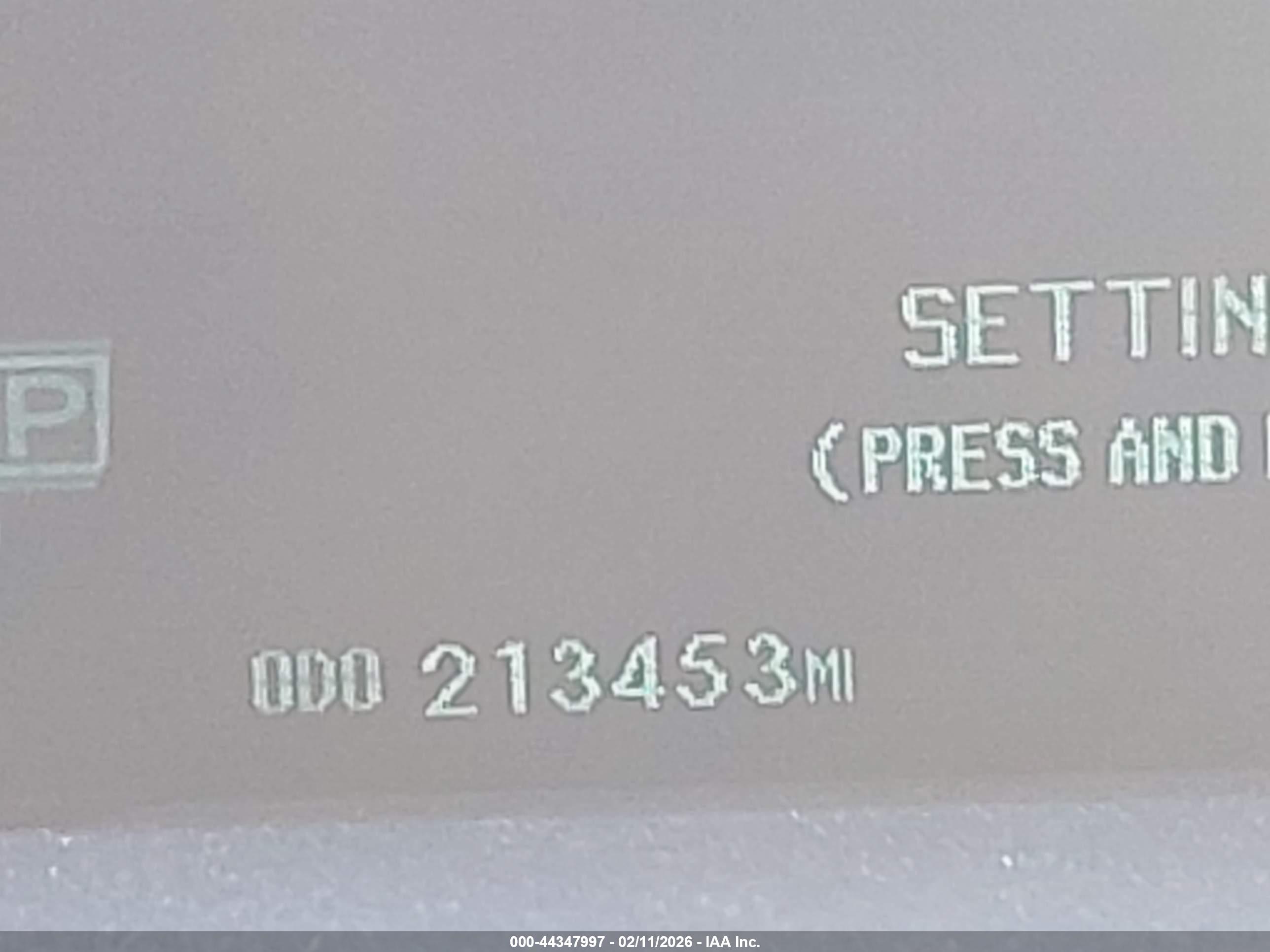 TOYOTA PRIUS image 7