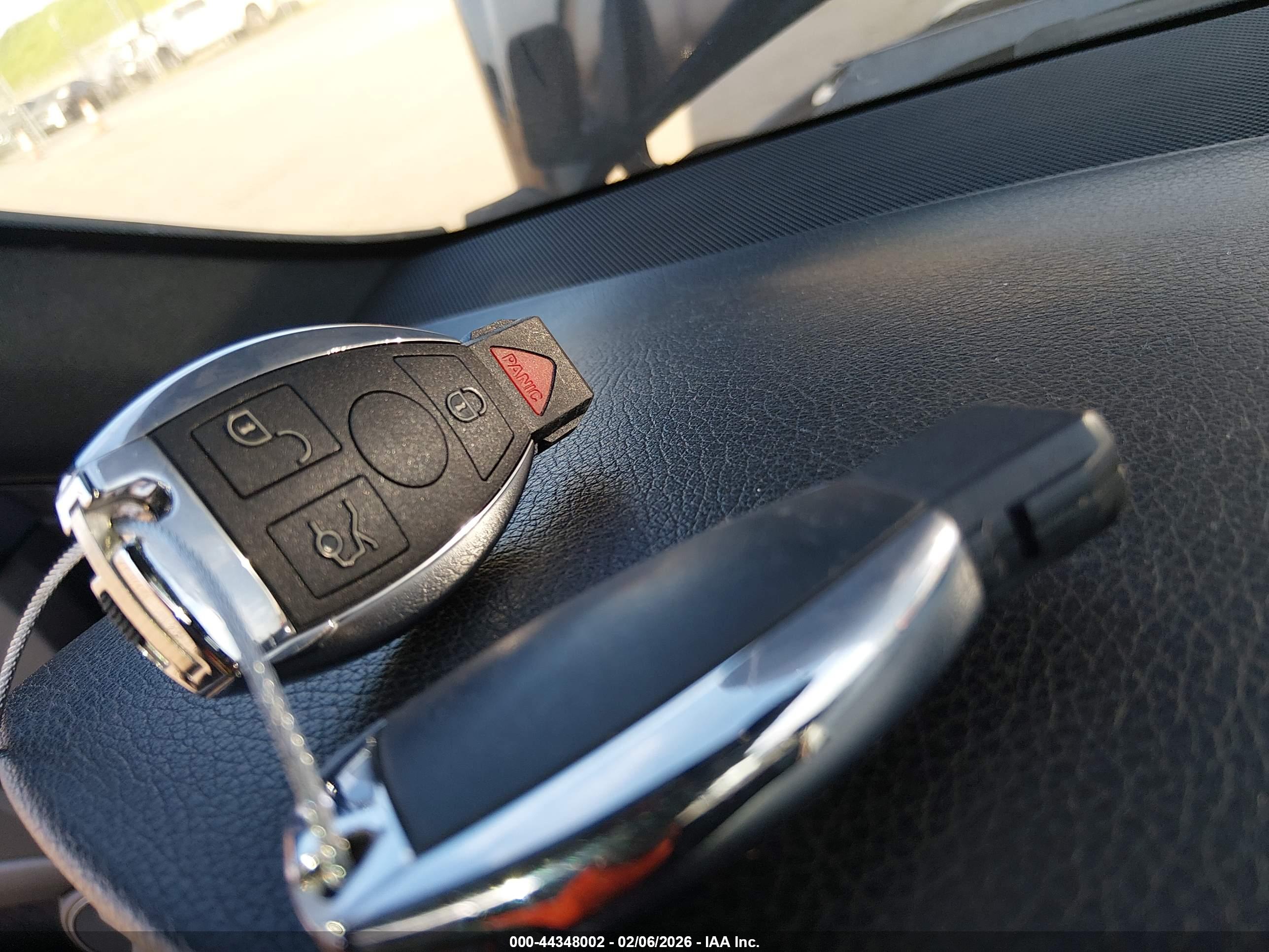 MERCEDES-BENZ C image 11