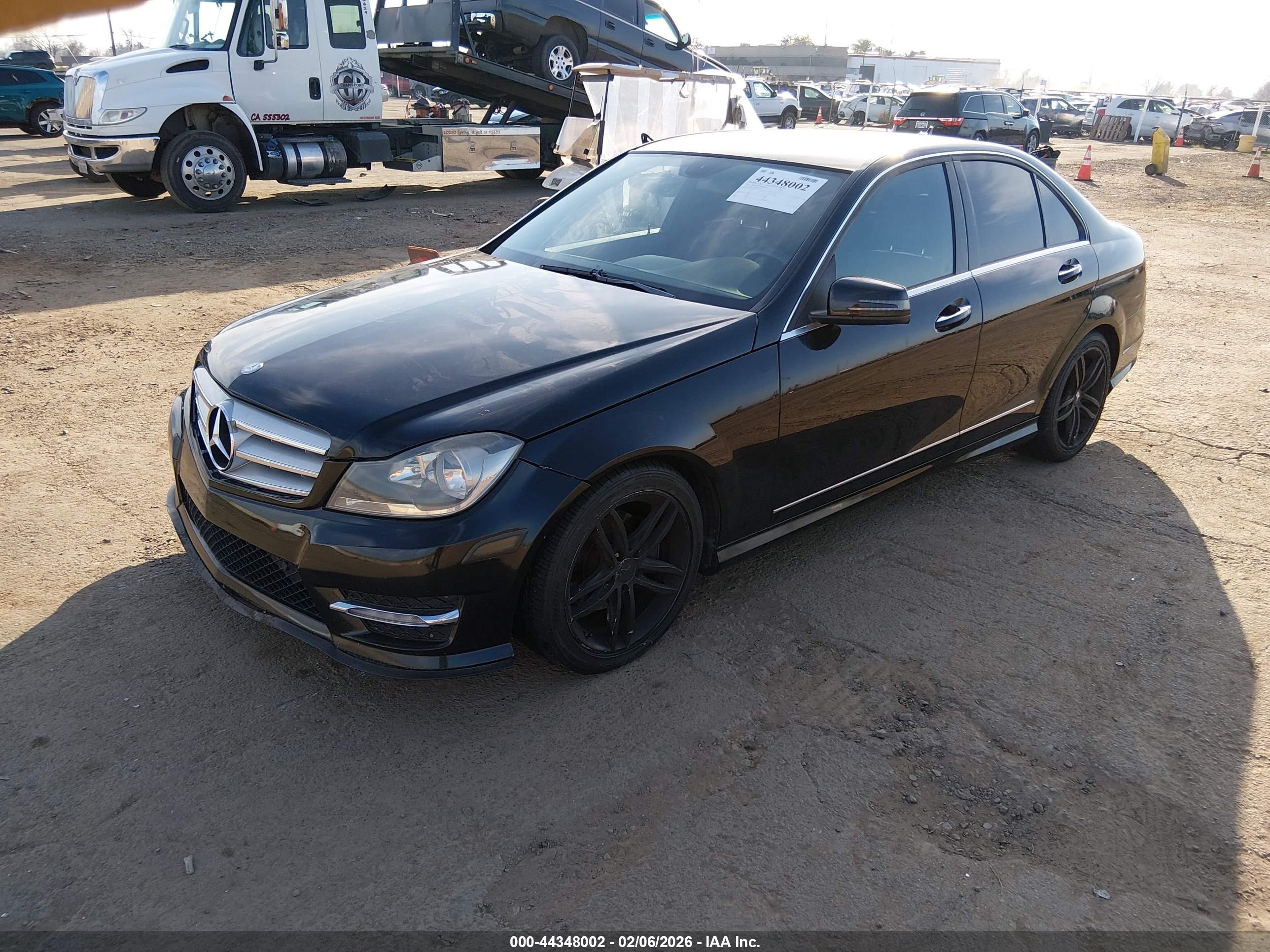 MERCEDES-BENZ C image 2