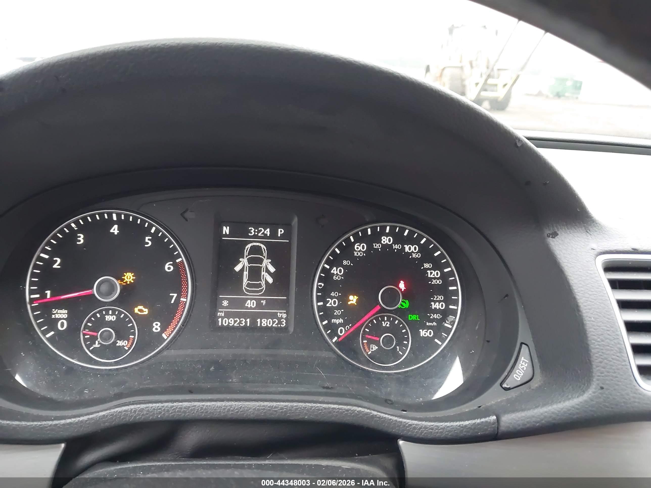 VOLKSWAGEN PASSAT image 7