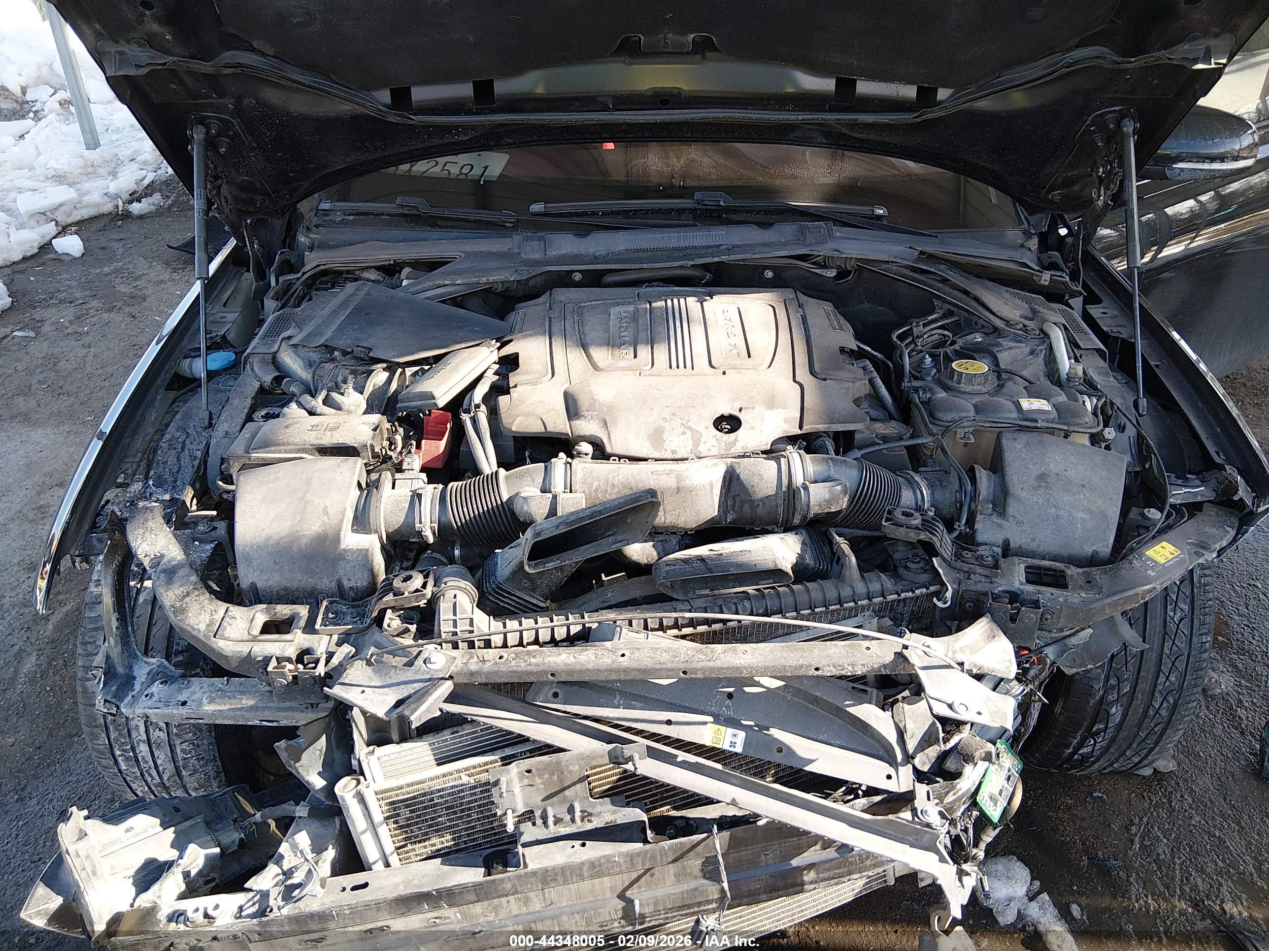 JAGUAR XF image 10