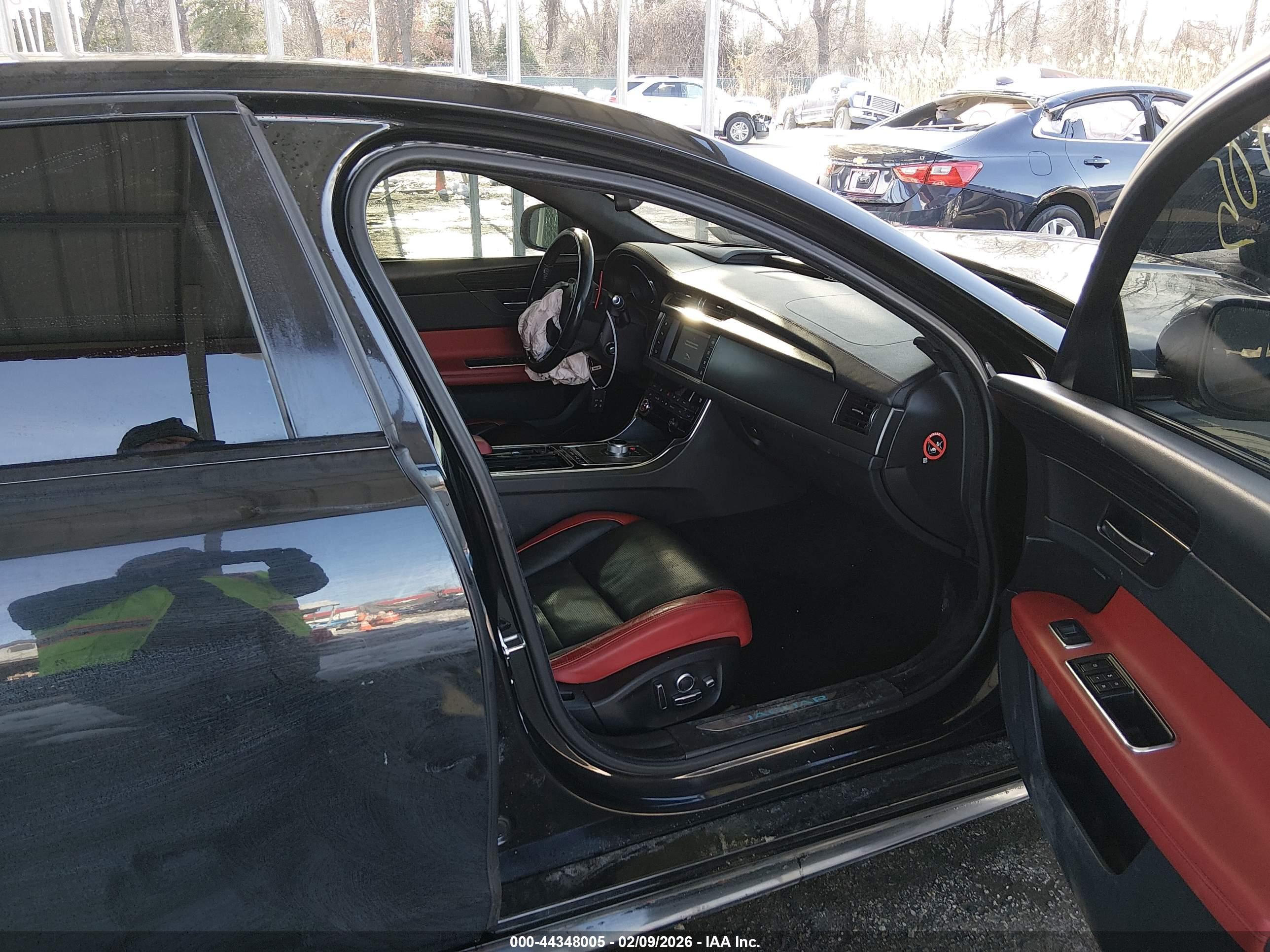 JAGUAR XF image 5