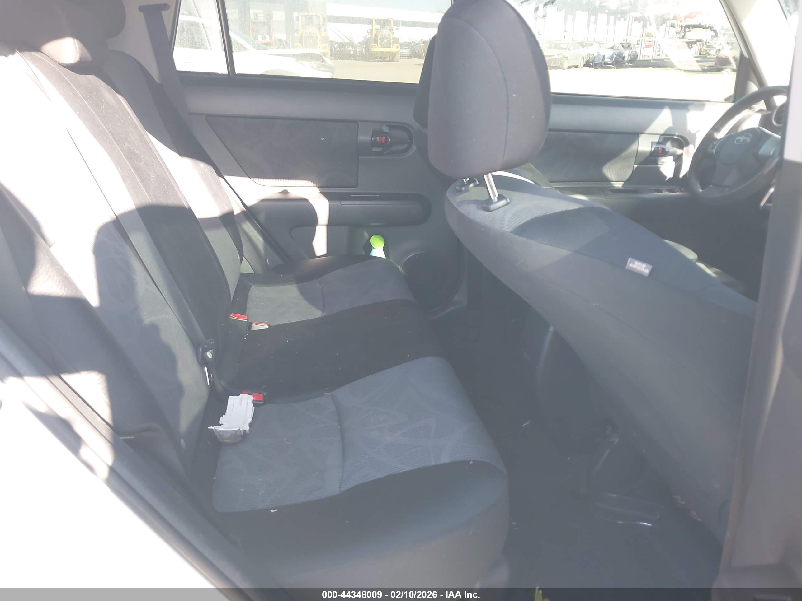 SCION XB image 8