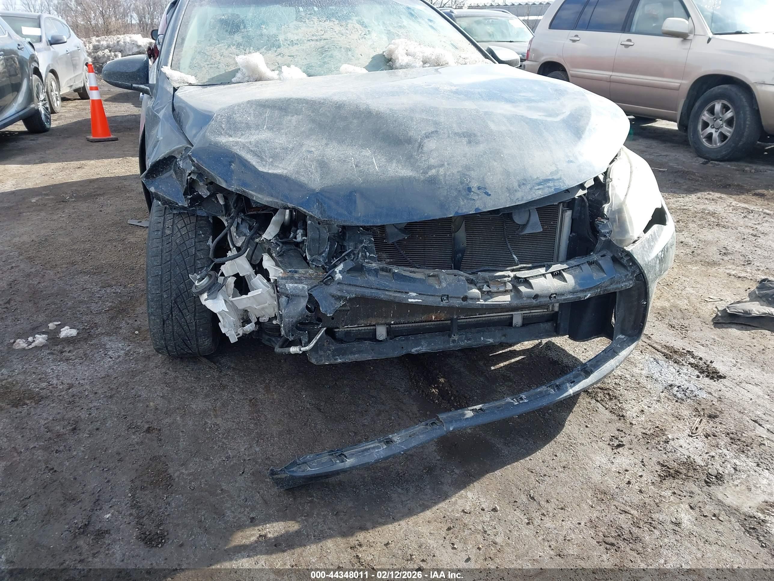 TOYOTA CAMRY image 6