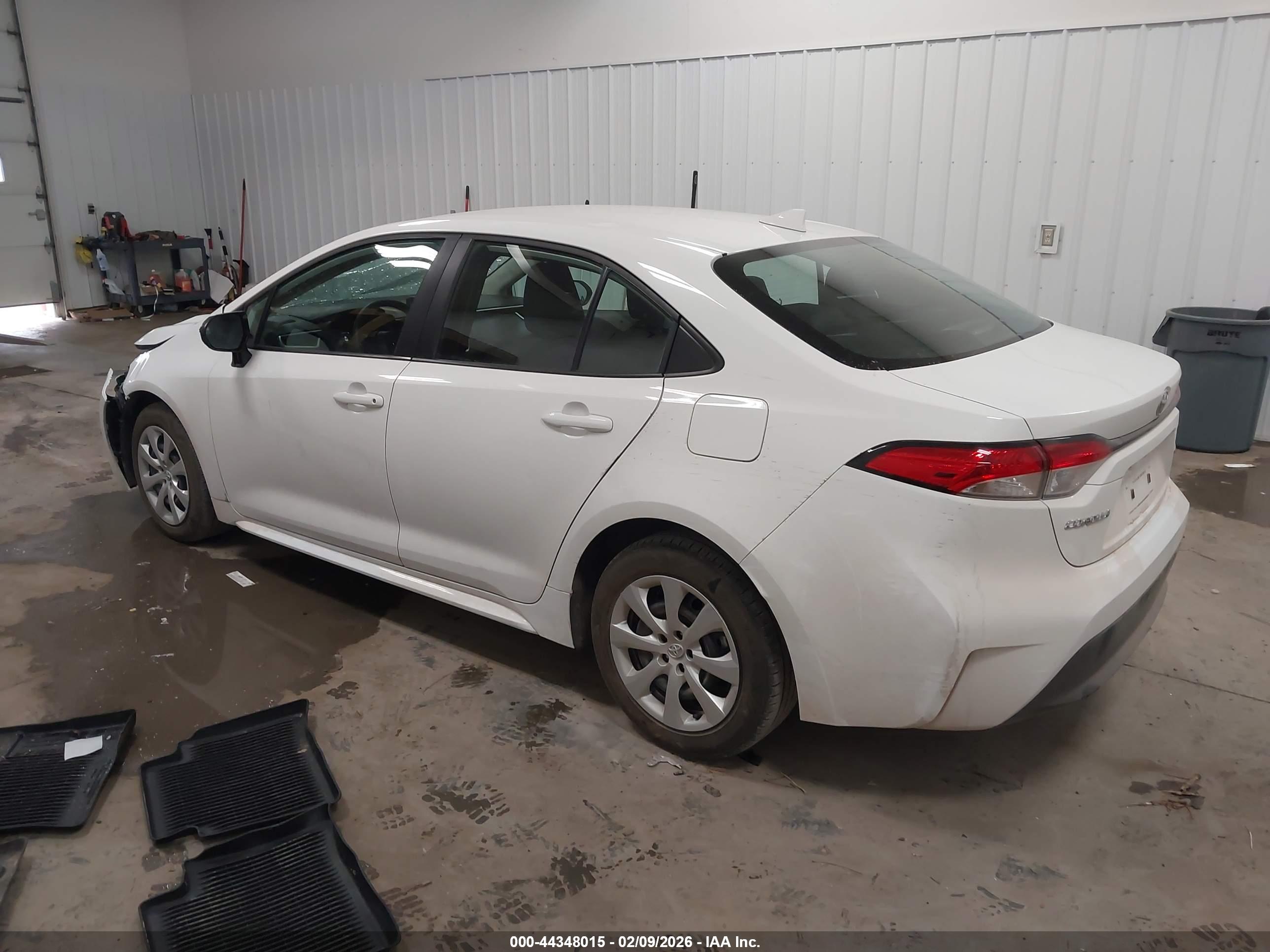 TOYOTA COROLLA image 3