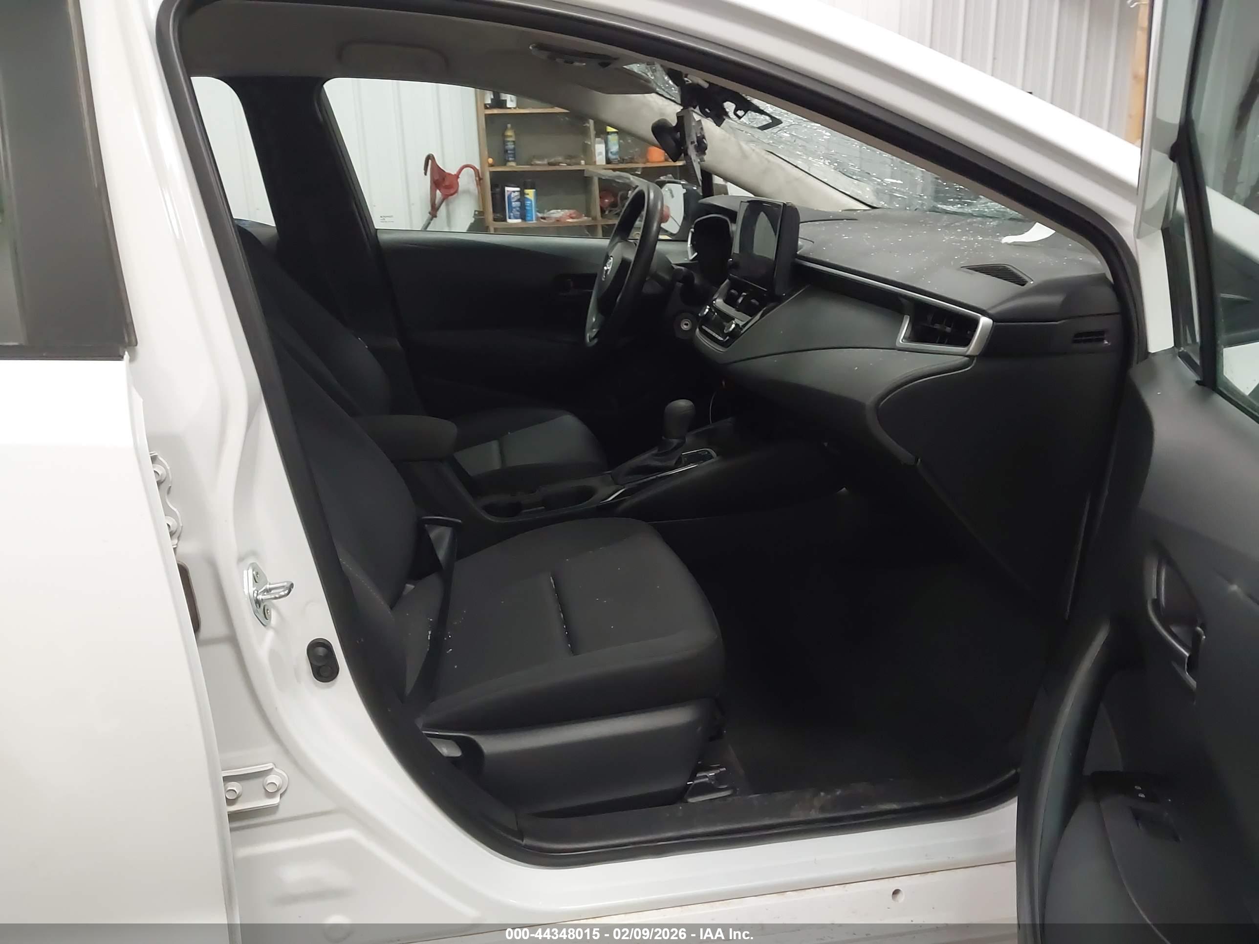 TOYOTA COROLLA image 5