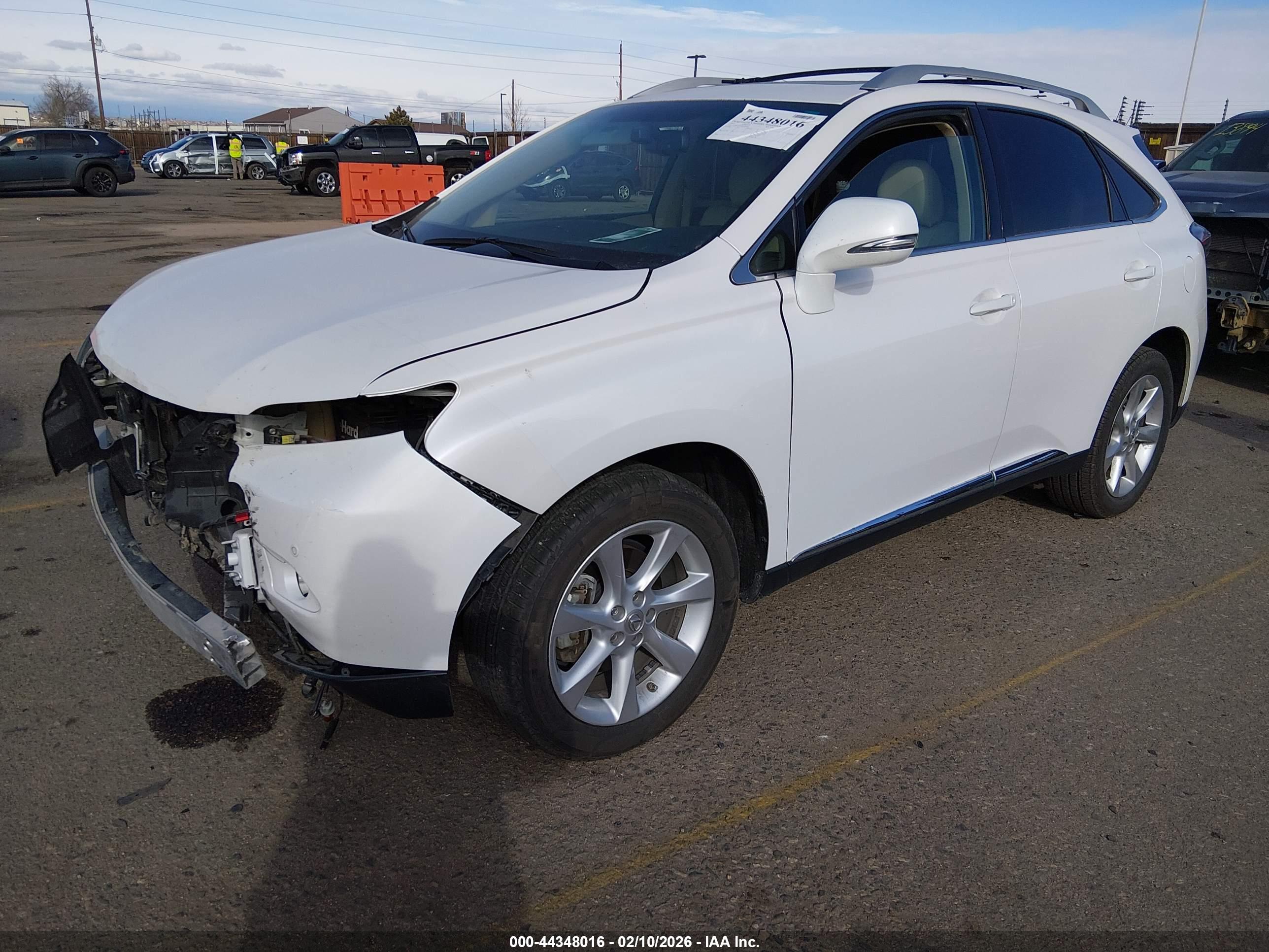 LEXUS RX image 2
