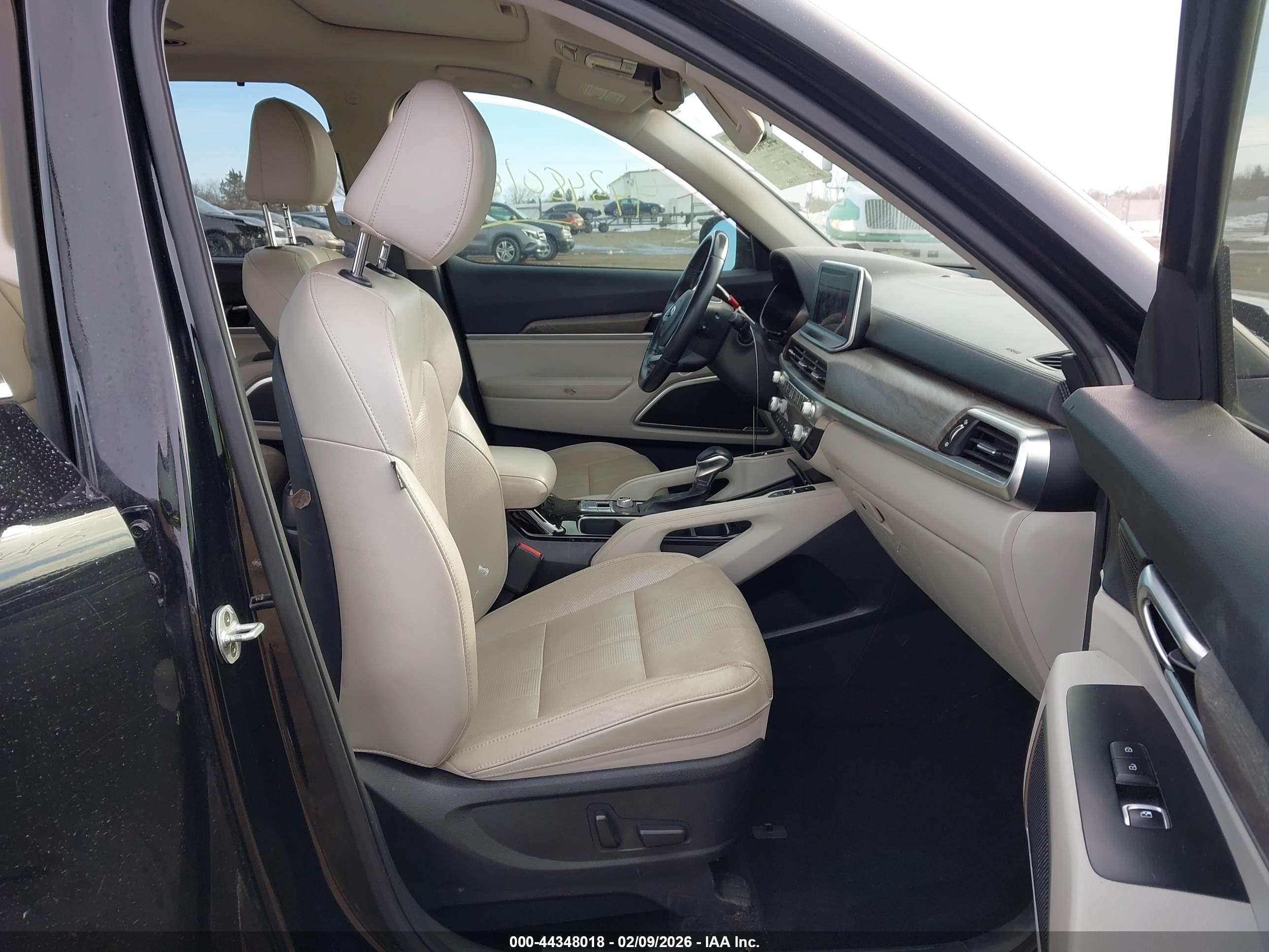 KIA TELLURIDE image 5