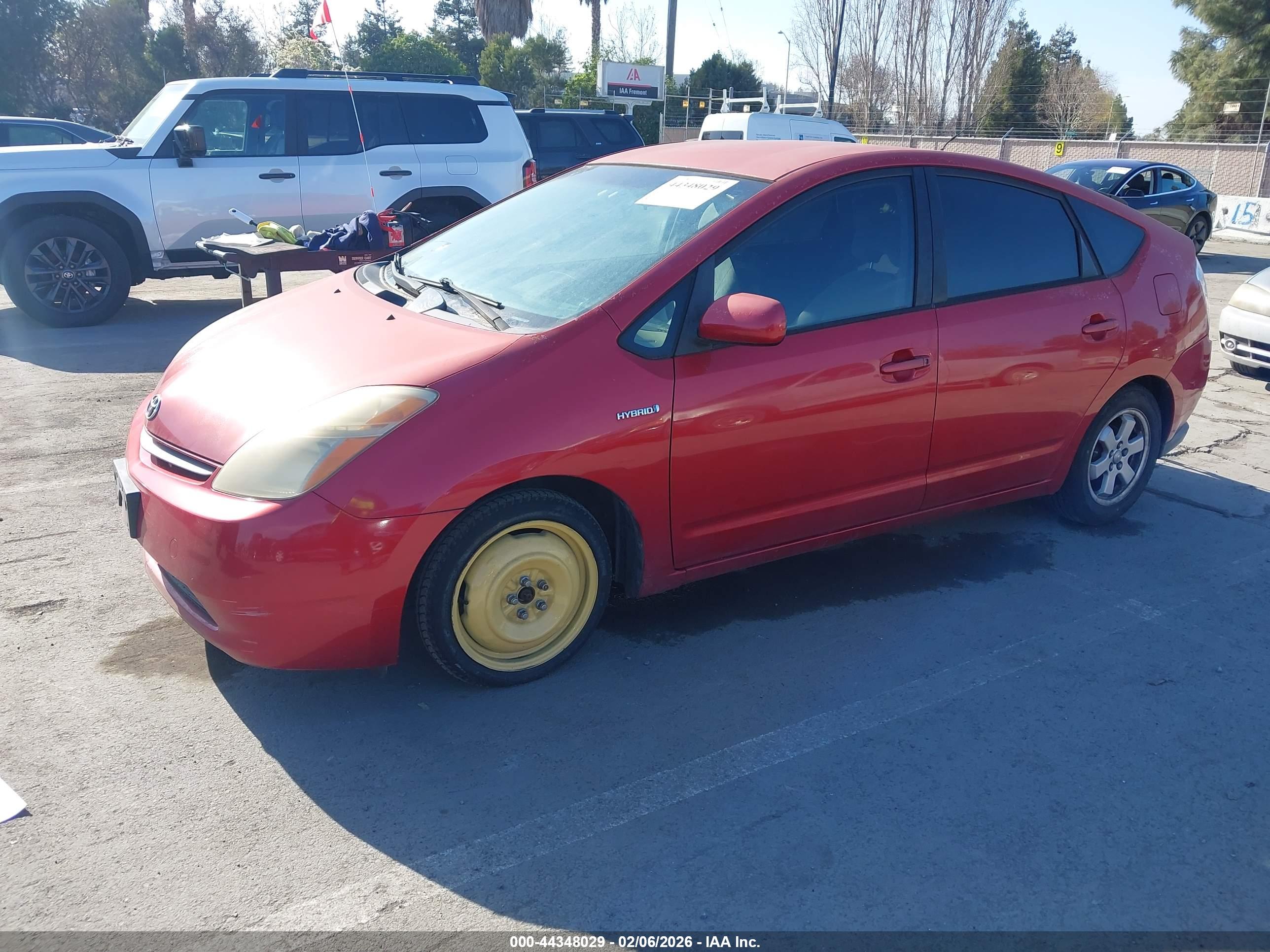 TOYOTA PRIUS image 2