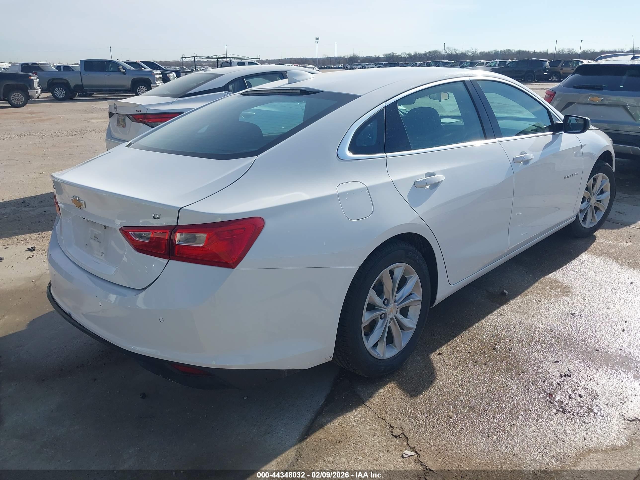 CHEVROLET MALIBU image 4