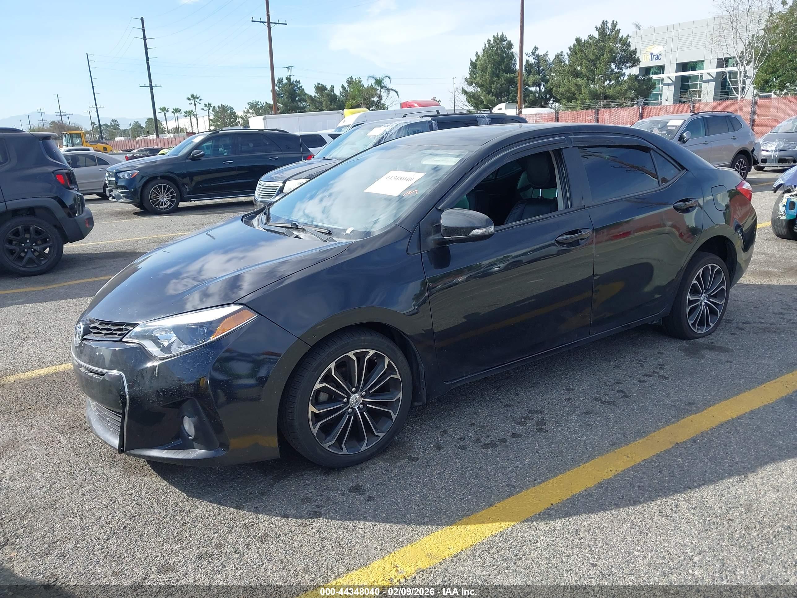 TOYOTA COROLLA image 2
