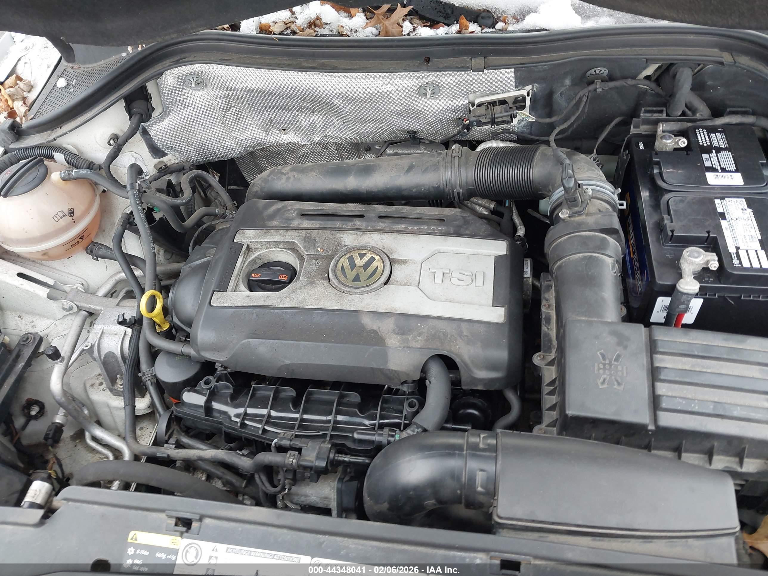 VOLKSWAGEN TIGUAN image 10
