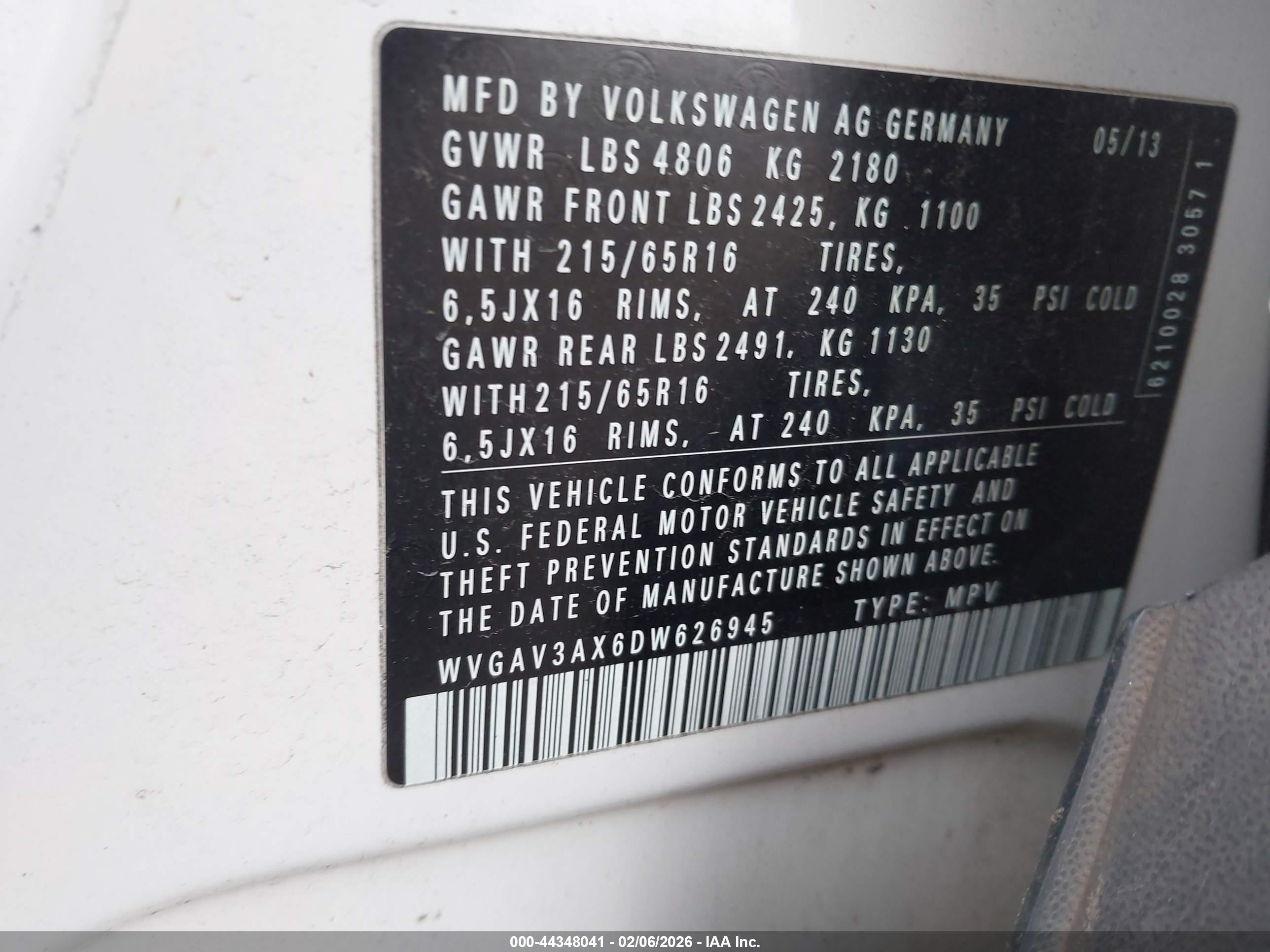 VOLKSWAGEN TIGUAN image 9